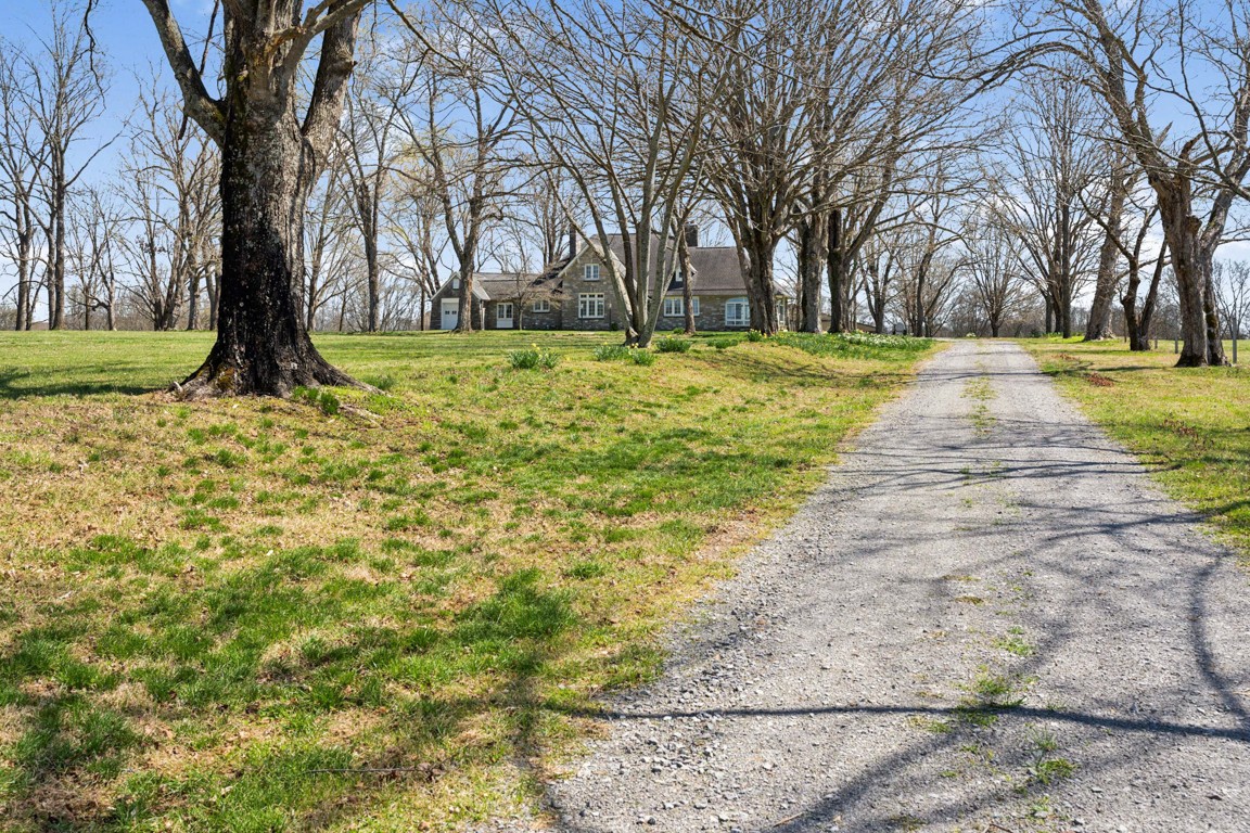 2030 31e Hwy Property Photo 5