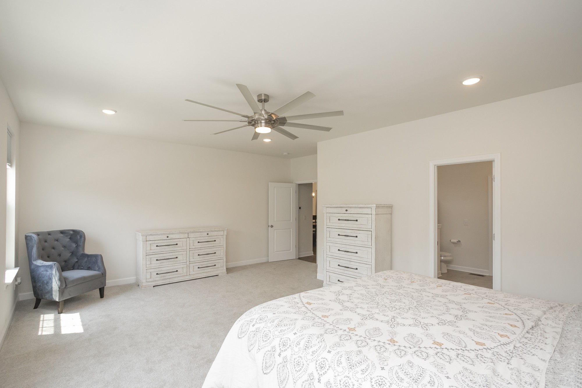 264 Blackpool Dr Property Photo 8