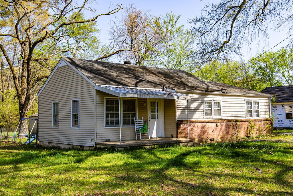 1701 E Lincoln St Property Photo