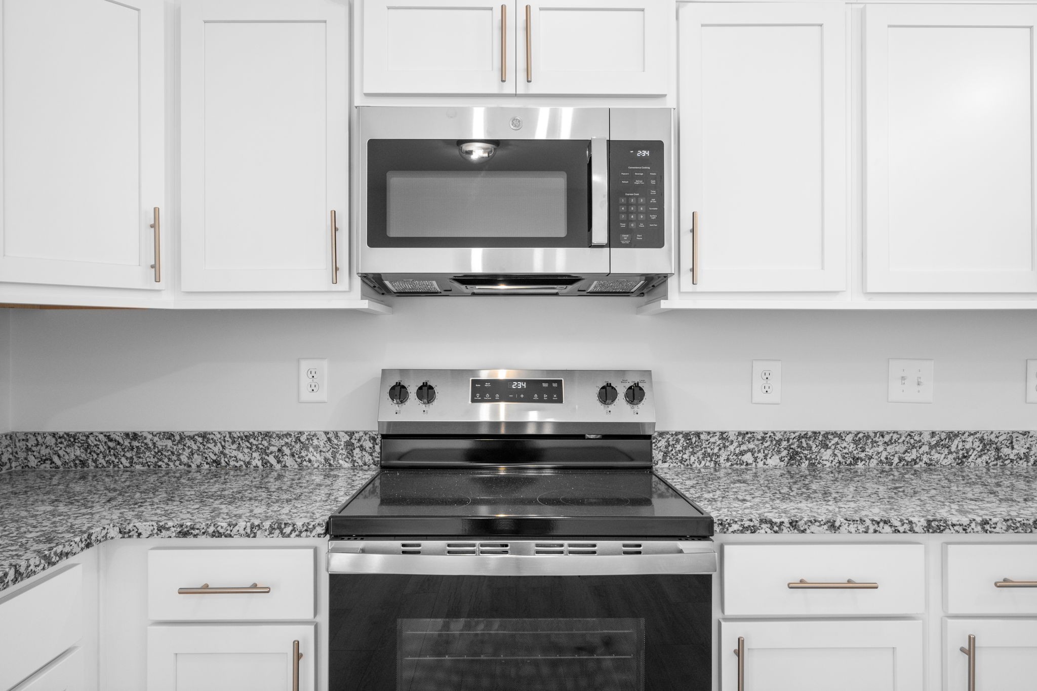 100 Quarry Point Drive Property Photo 10