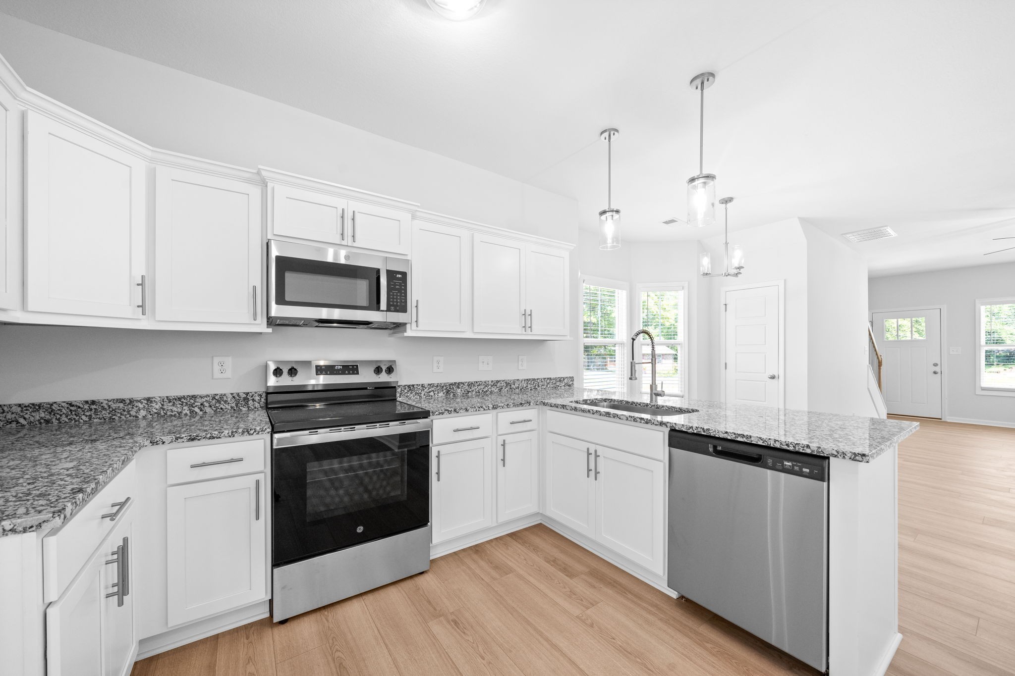 100 Quarry Point Drive Property Photo 11