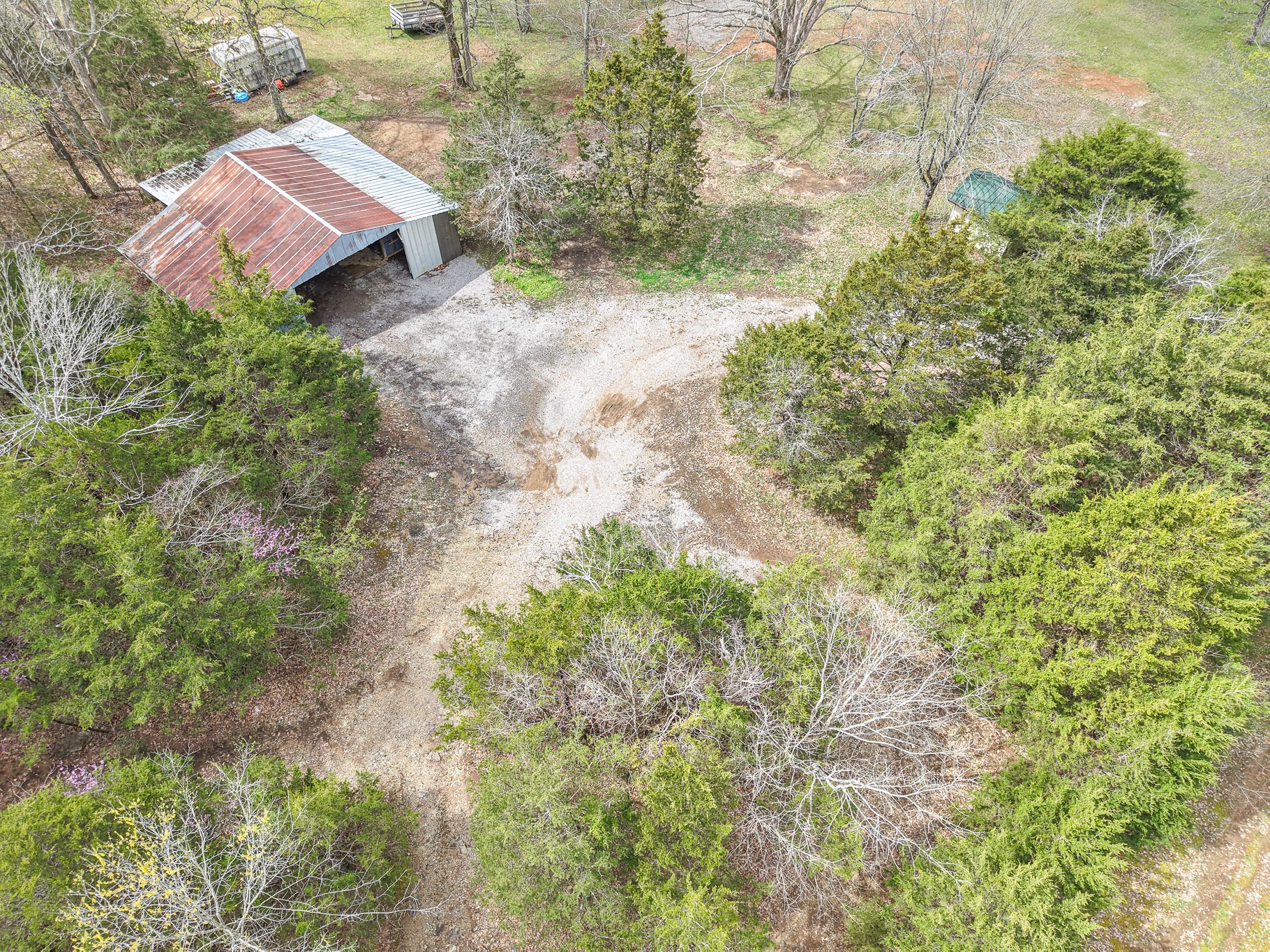 1705 Chapel Hill Pike Property Photo 8
