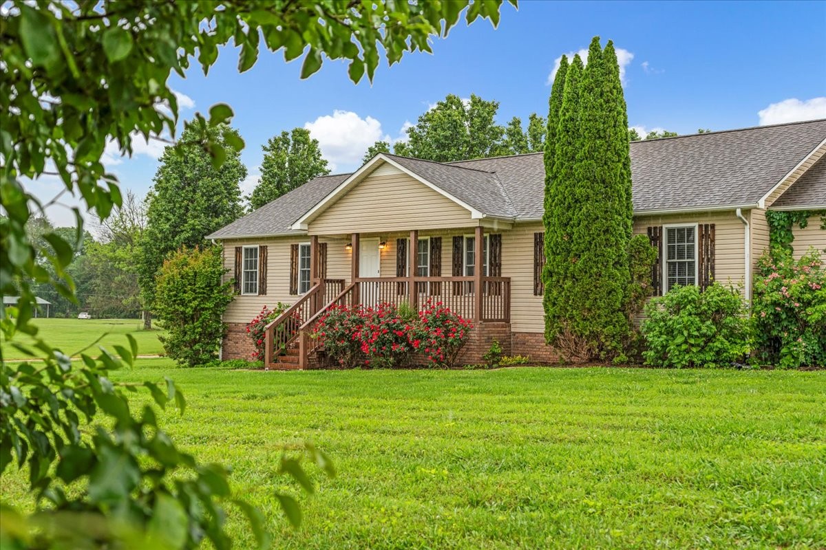 205 Jackson St Property Photo