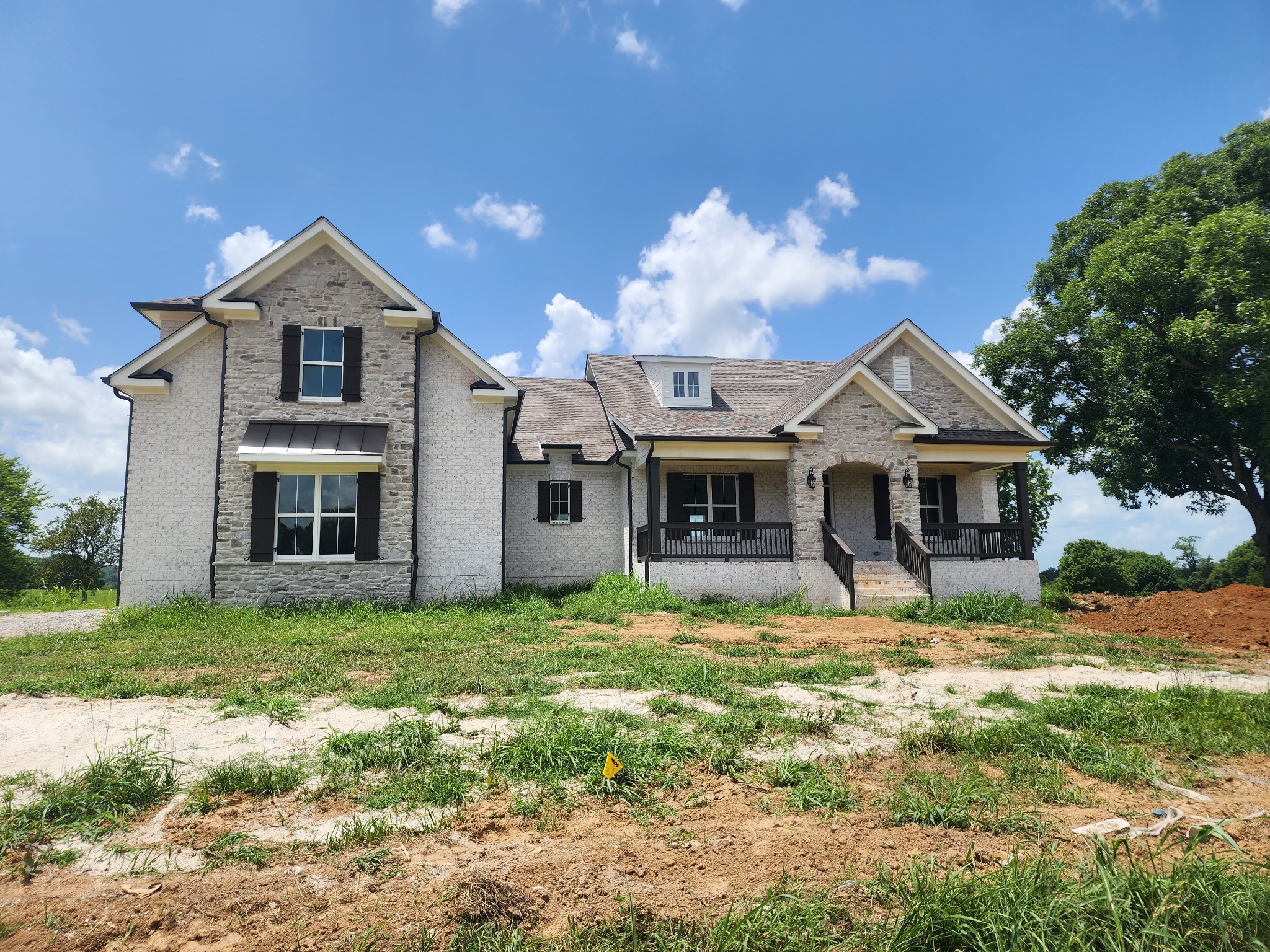 1581 John Sharp Road Property Photo 1