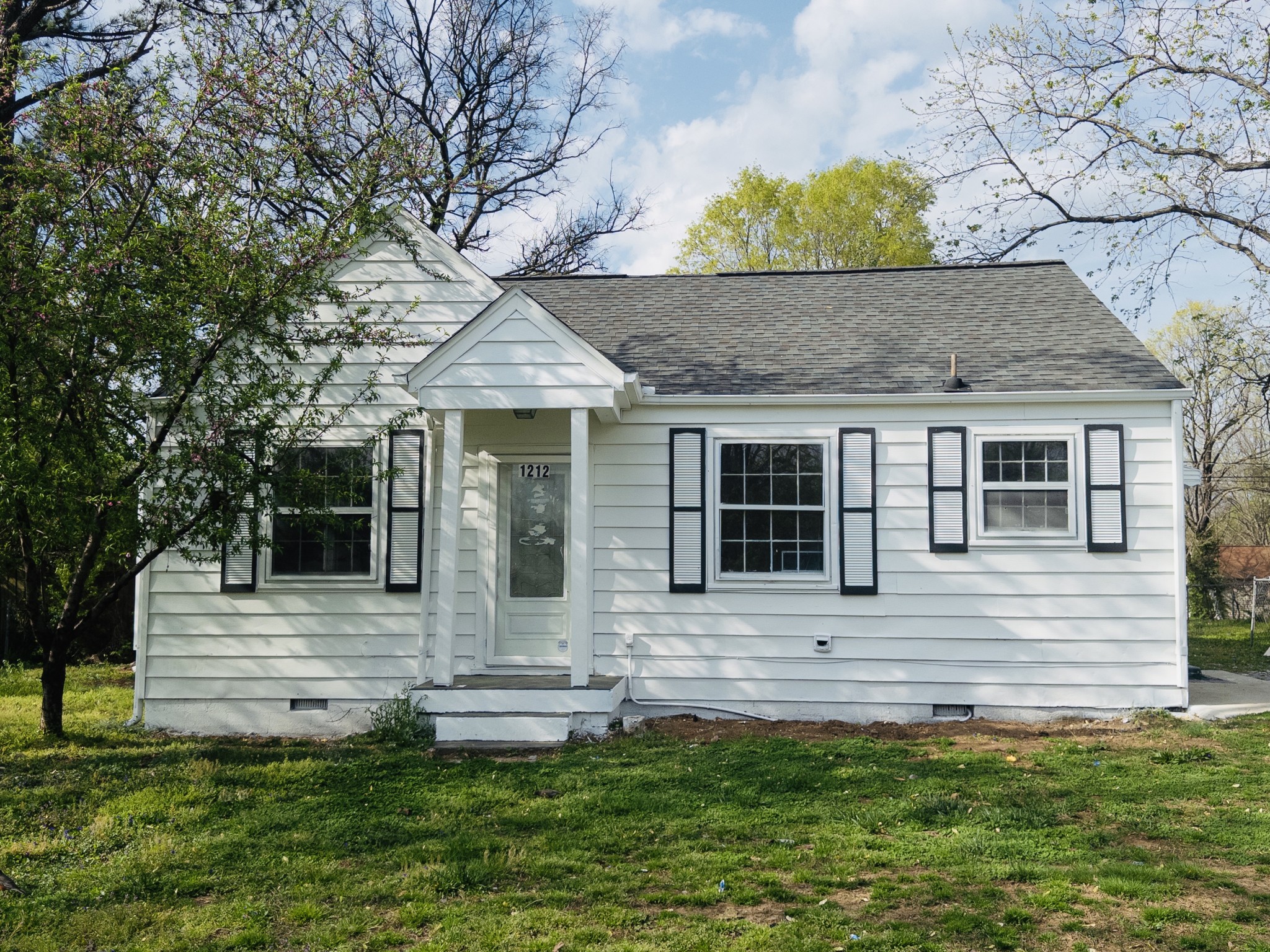 1212 Thompson Pl Property Photo