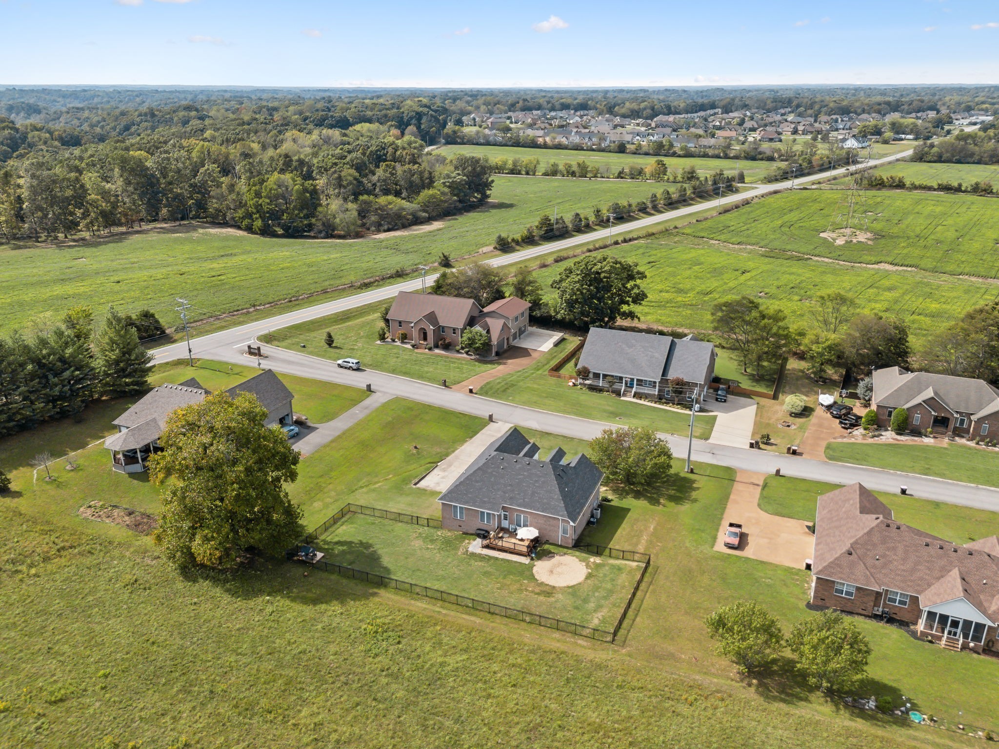 1007 Fairways Dr Property Photo 1