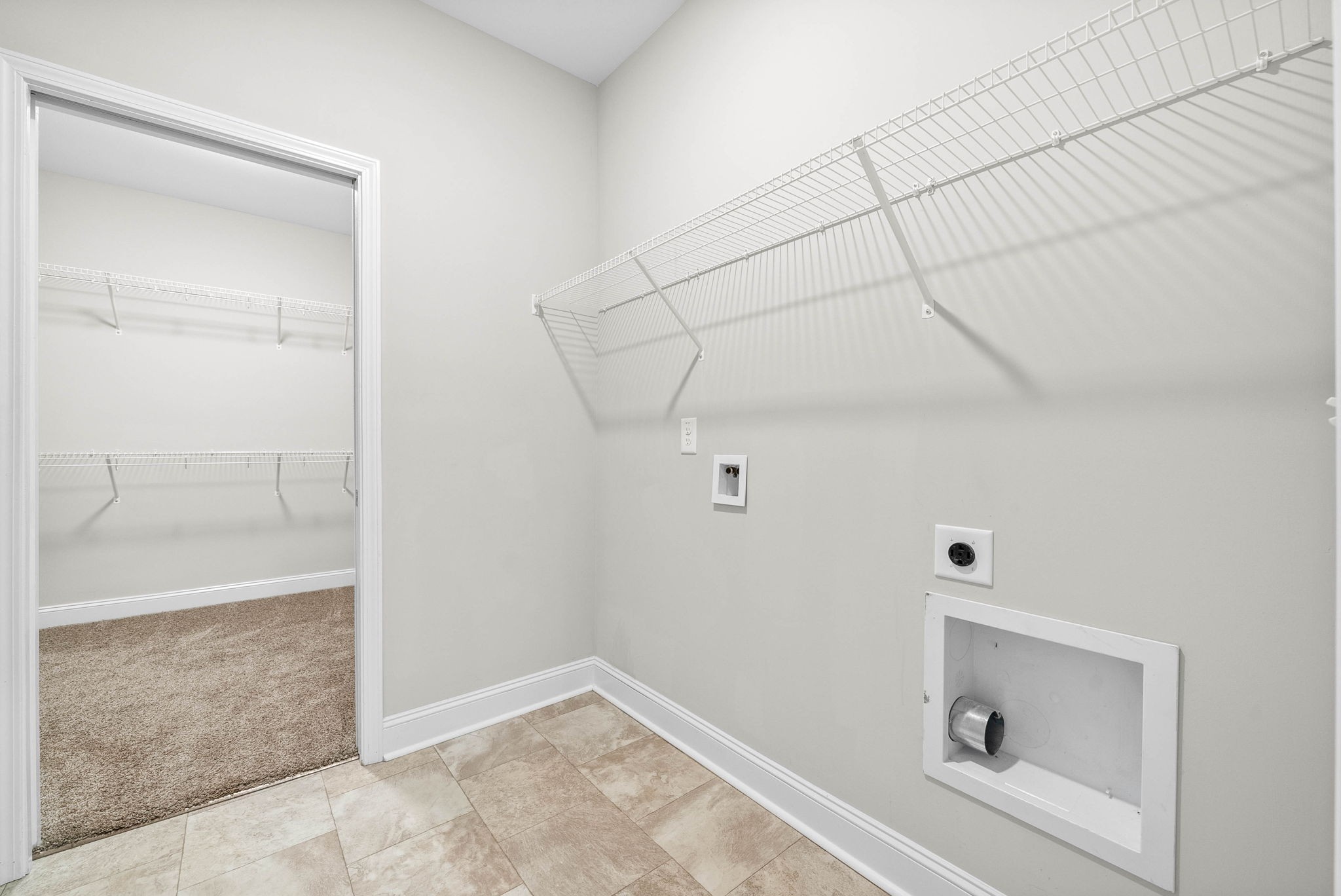 657 Battery Ct Property Photo 17