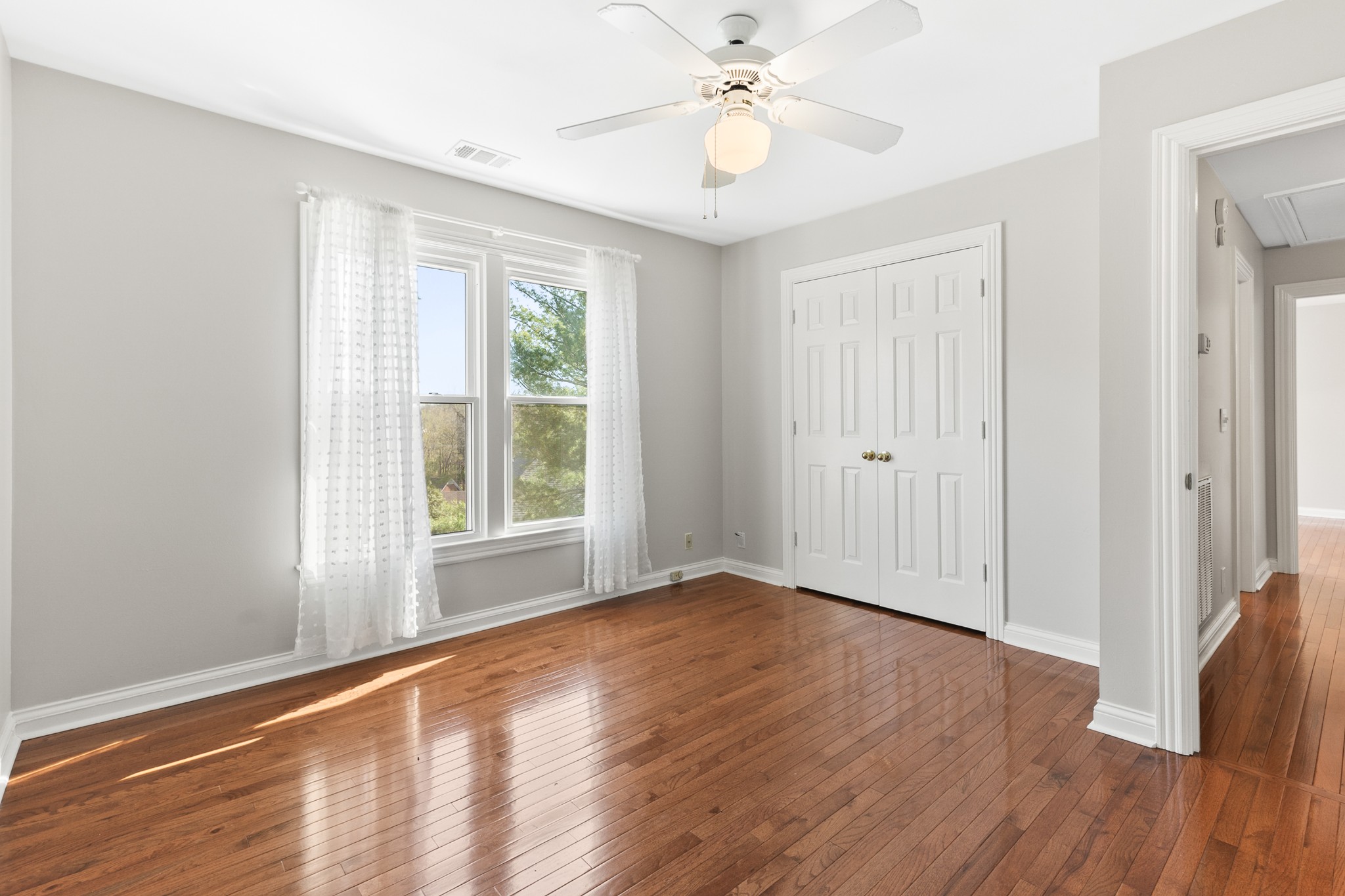 812 Deer Foot Ct Property Photo 26