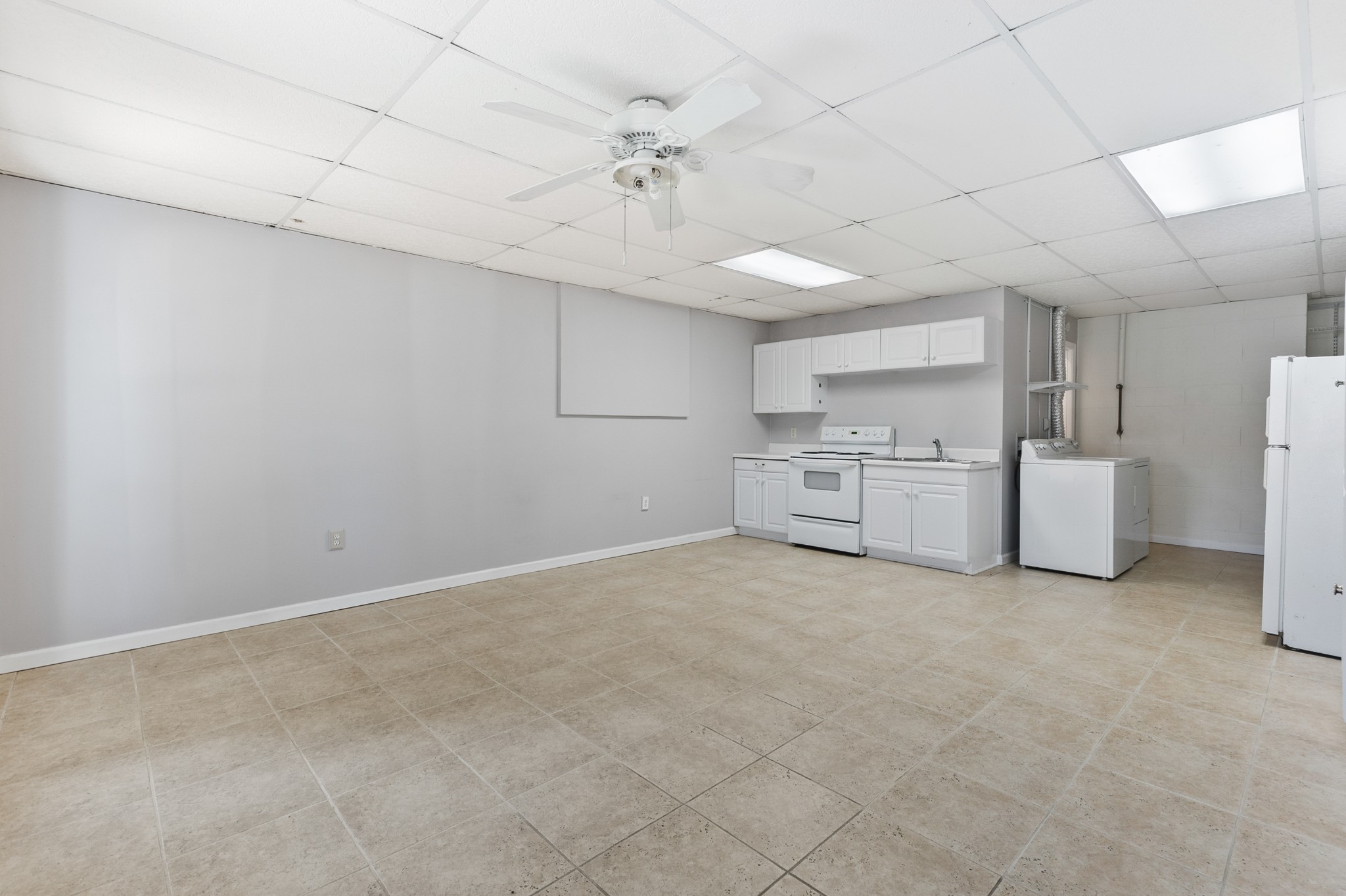 812 Deer Foot Ct Property Photo 37
