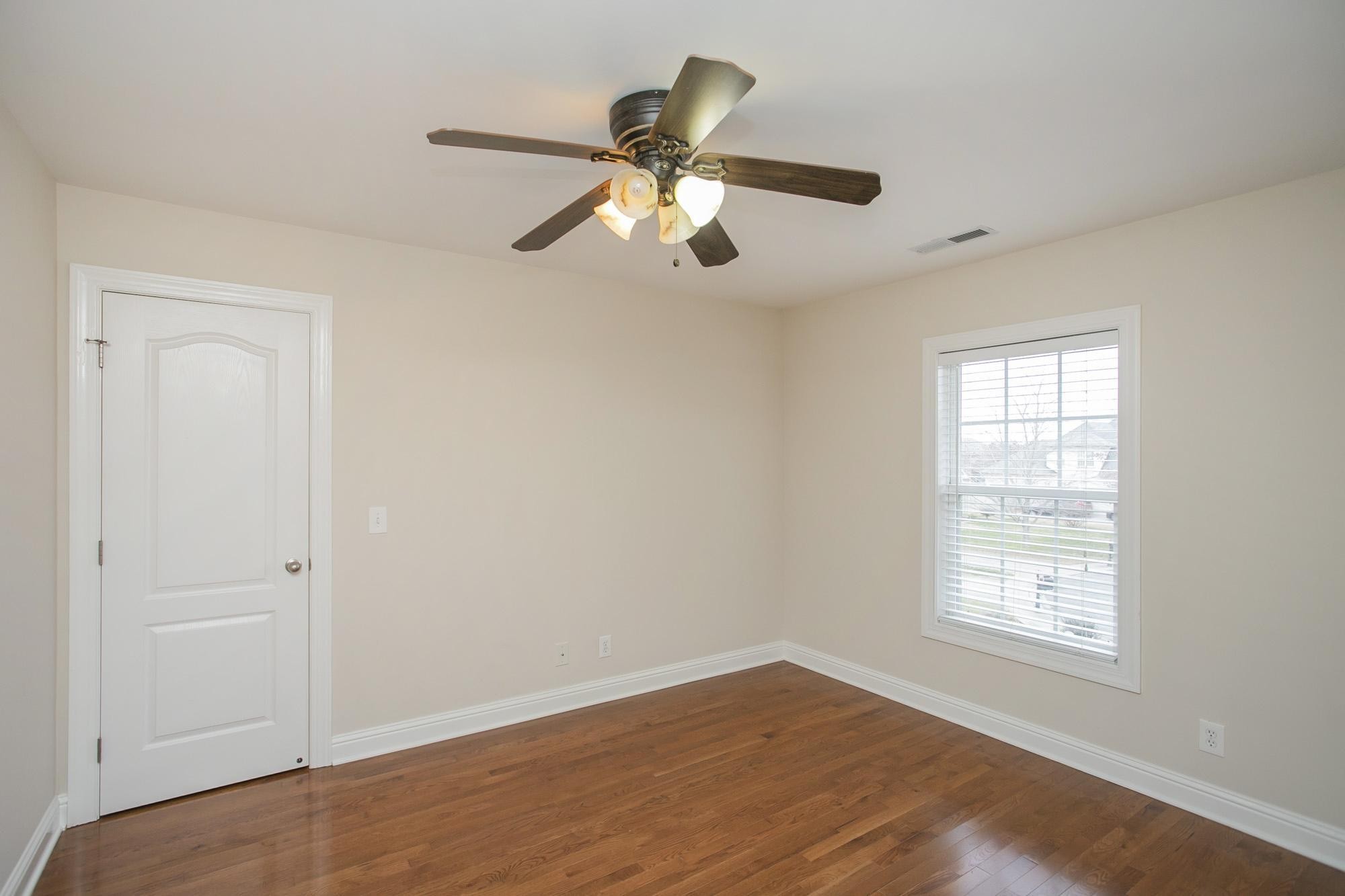 2628 Jim Houston Ct Property Photo 4