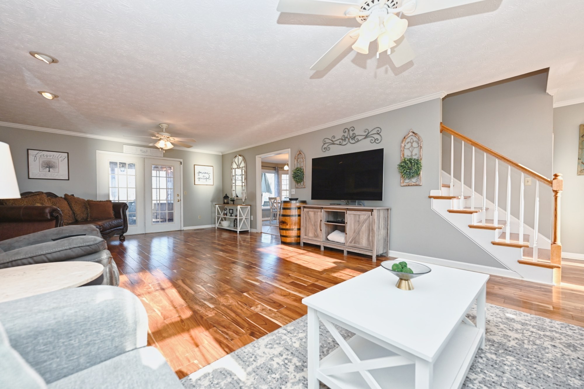5227 Highway 31, W Property Photo 4
