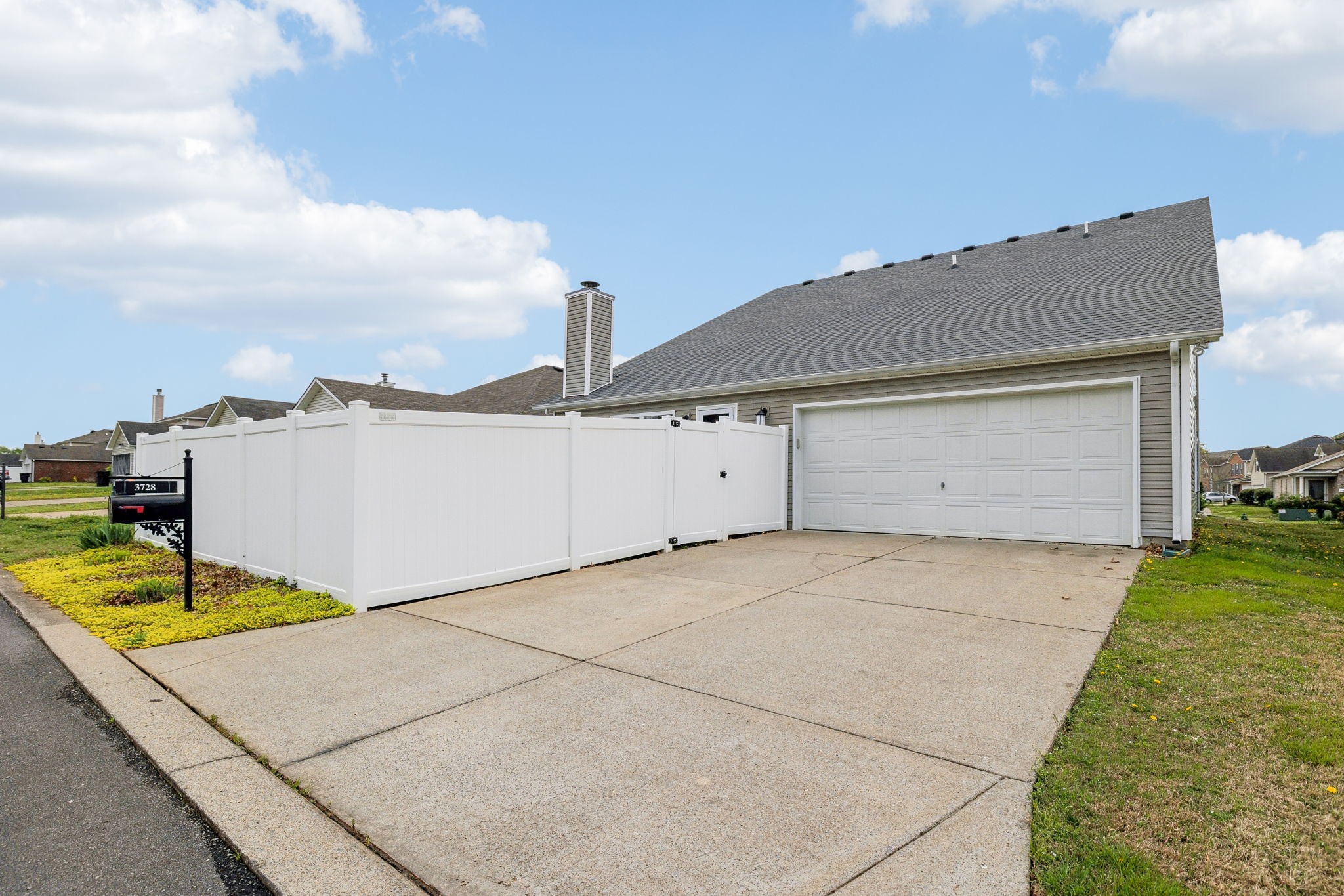 3728 Blaze Dr Property Photo 46