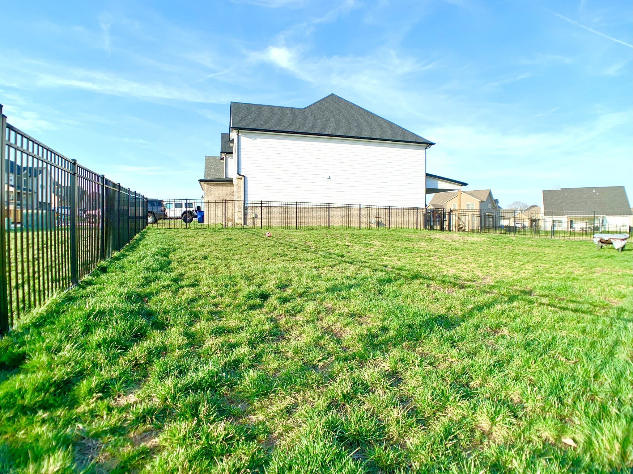 585 Dexter Dr Property Photo 42