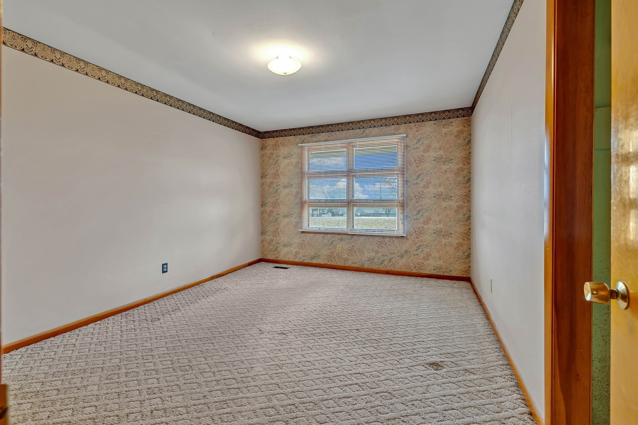 2345 Nashville Hwy Property Photo 9