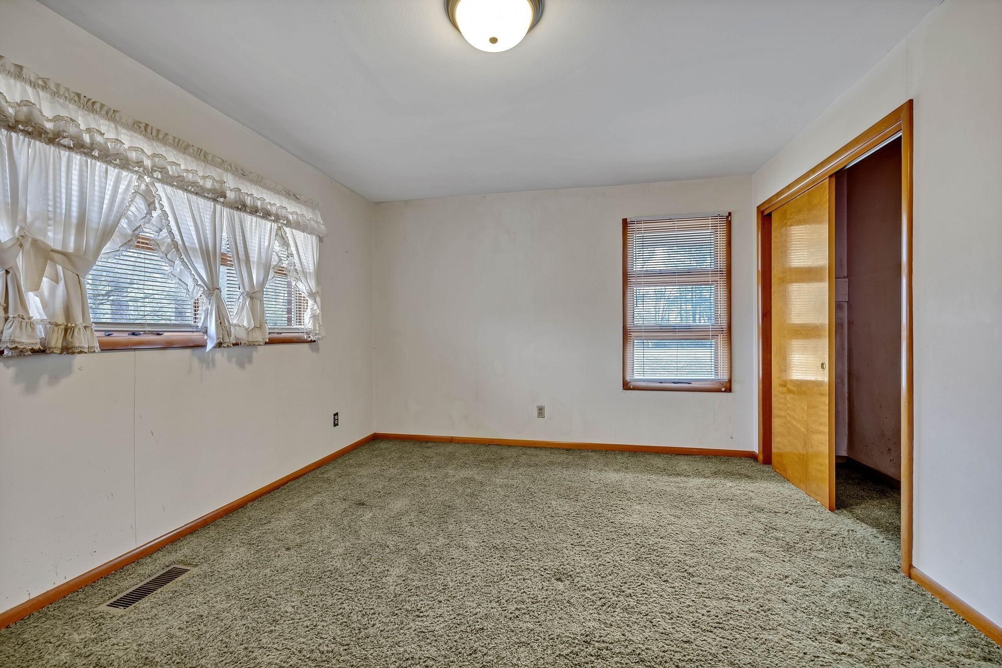 2345 Nashville Hwy Property Photo 11