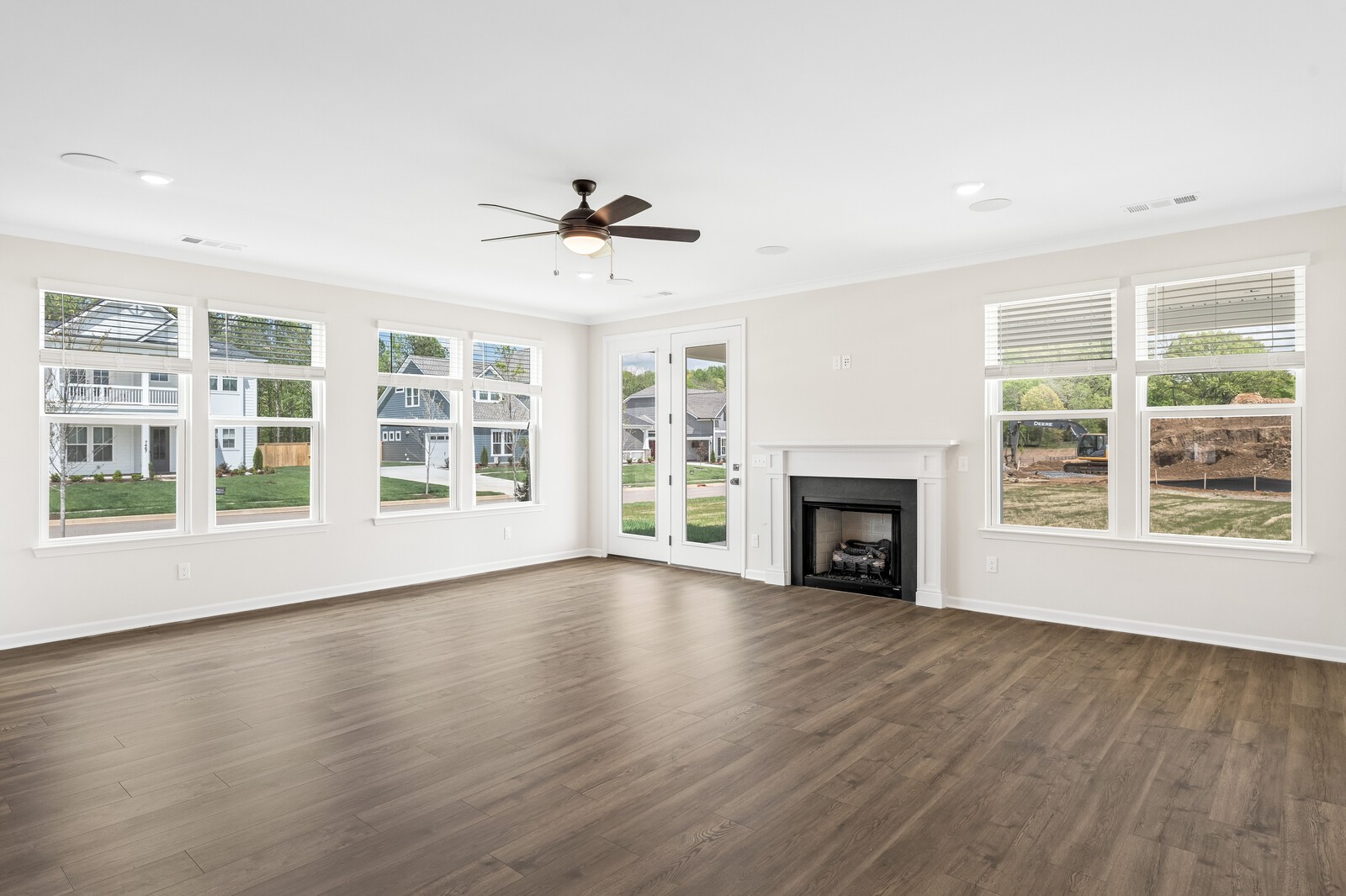 7455 Atwater Cir Property Photo 23