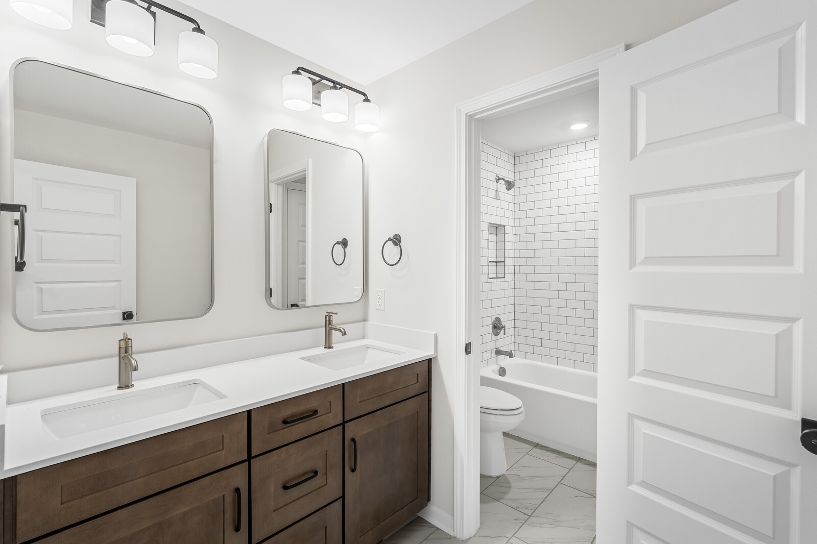 7455 Atwater Cir Property Photo 42