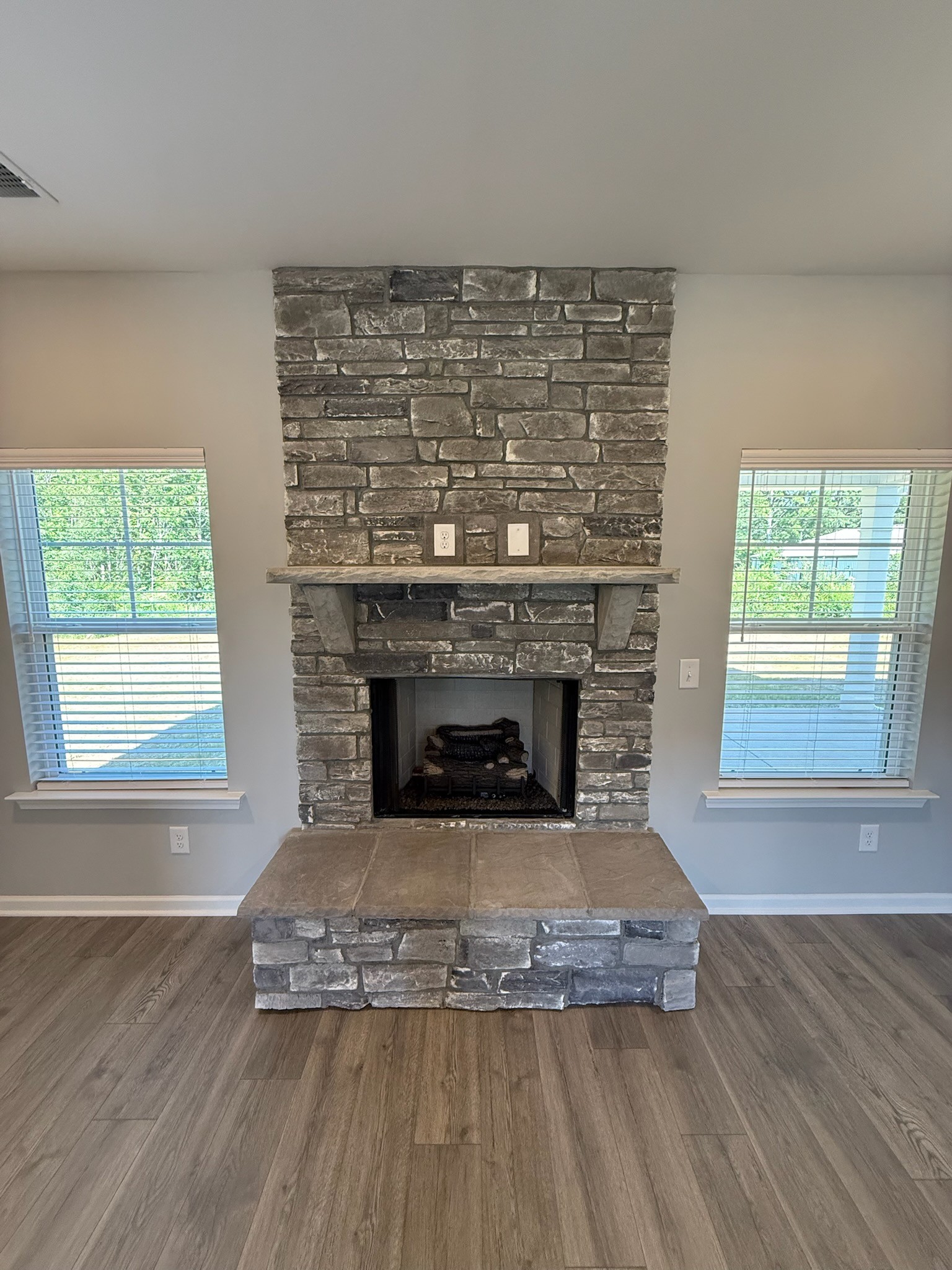 104 Stillwater Way Property Photo 8