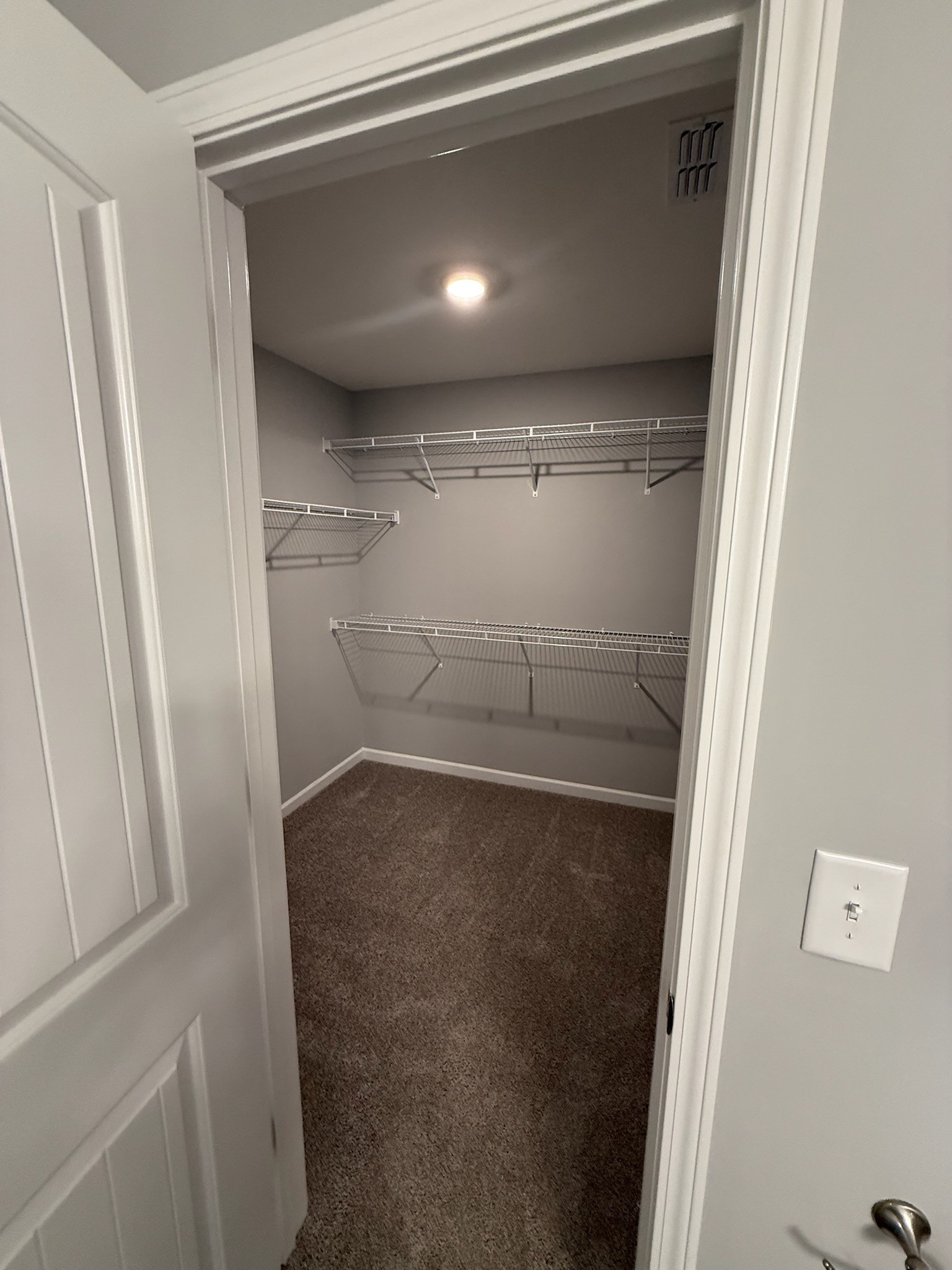 104 Stillwater Way Property Photo 13