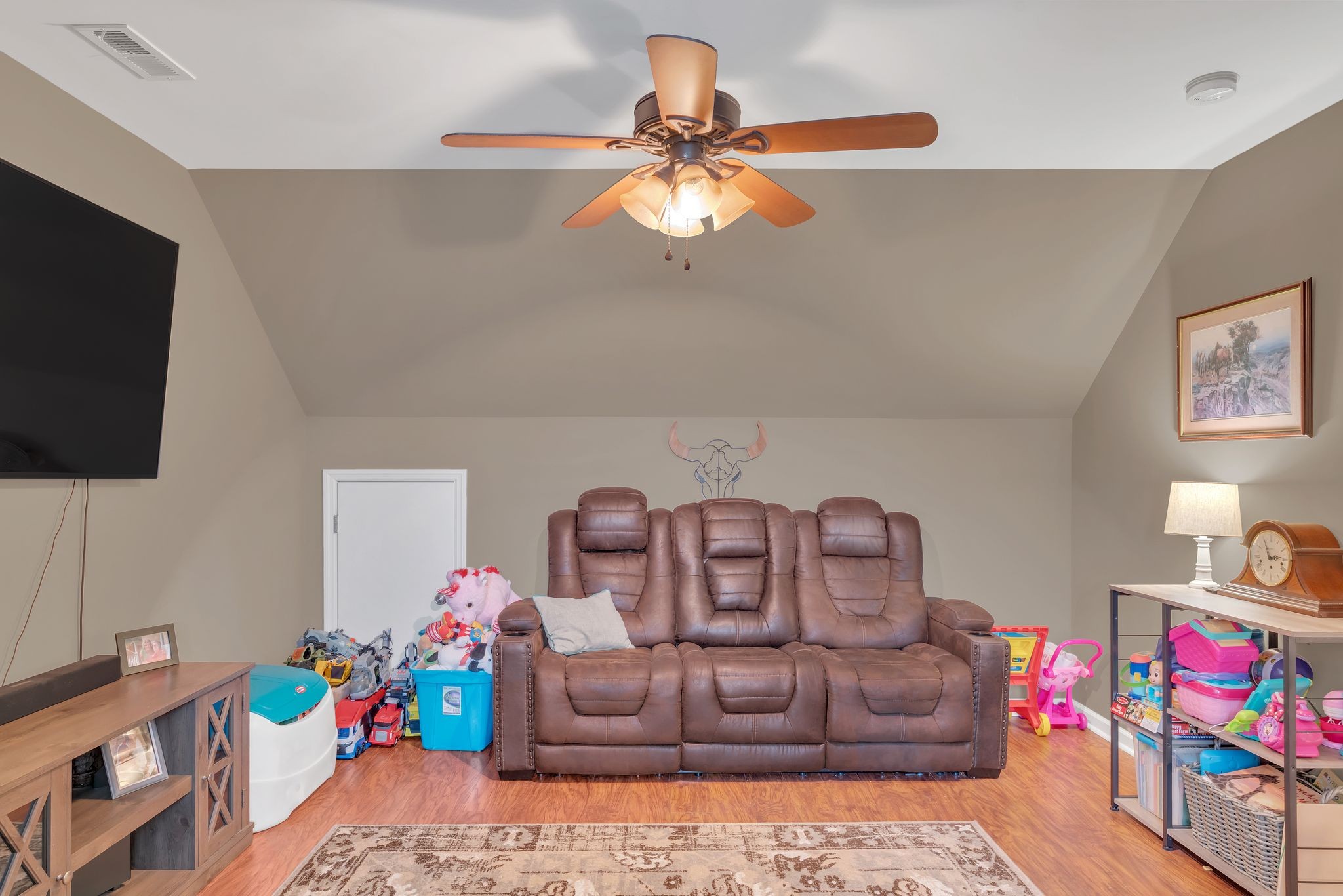 100 Abbey Ln Property Photo 14
