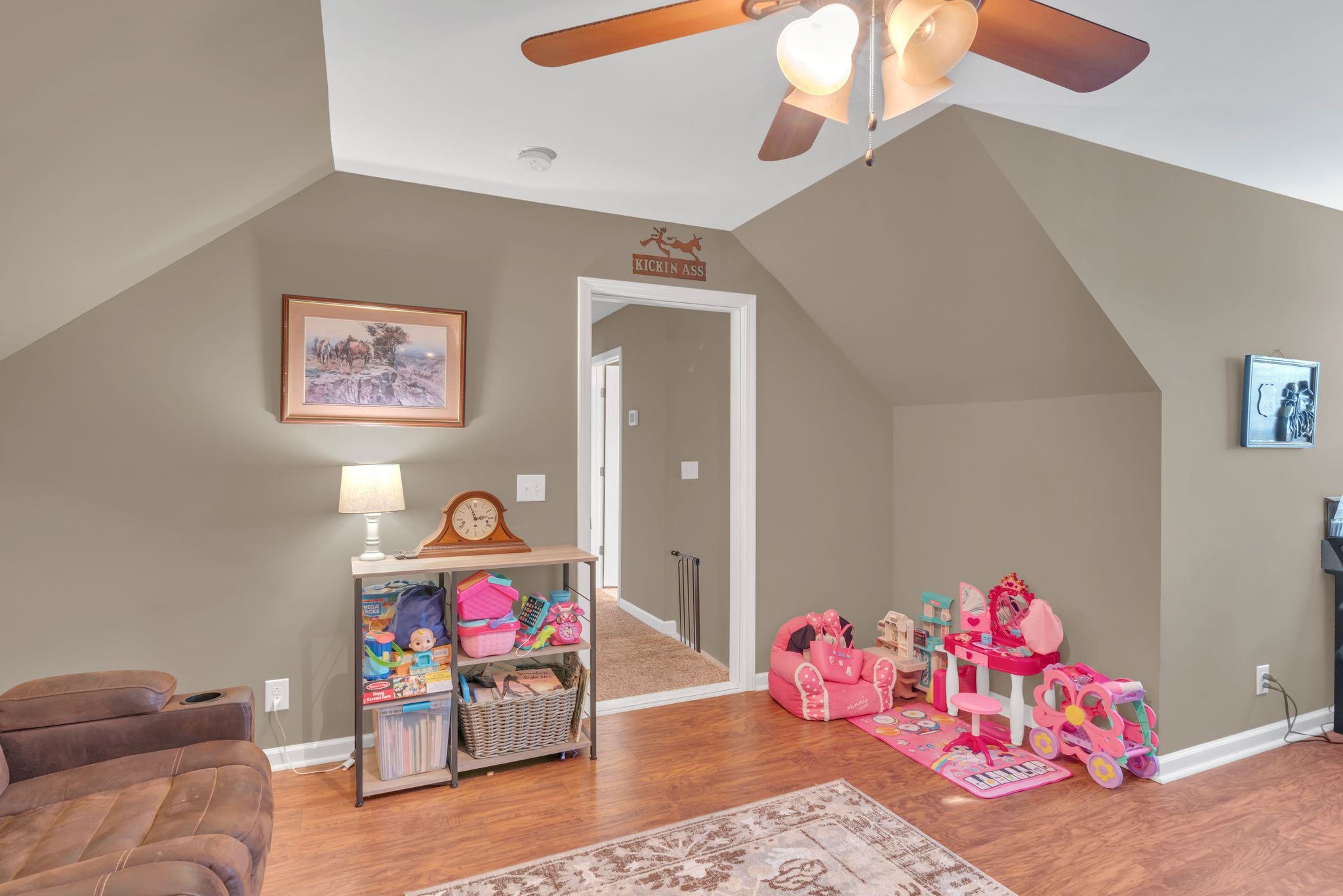 100 Abbey Ln Property Photo 15