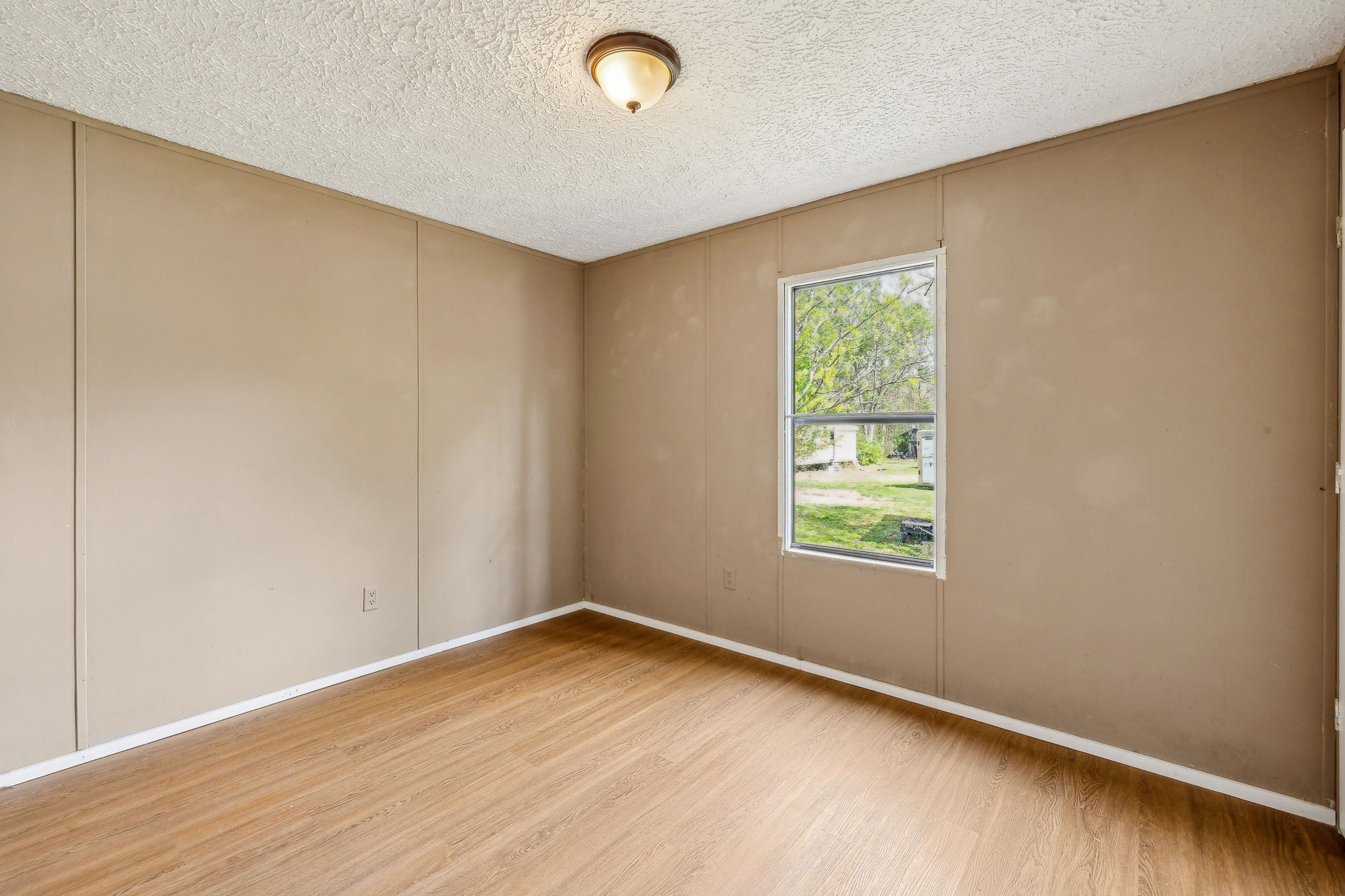 285 Eugene Reed Rd Property Photo 16