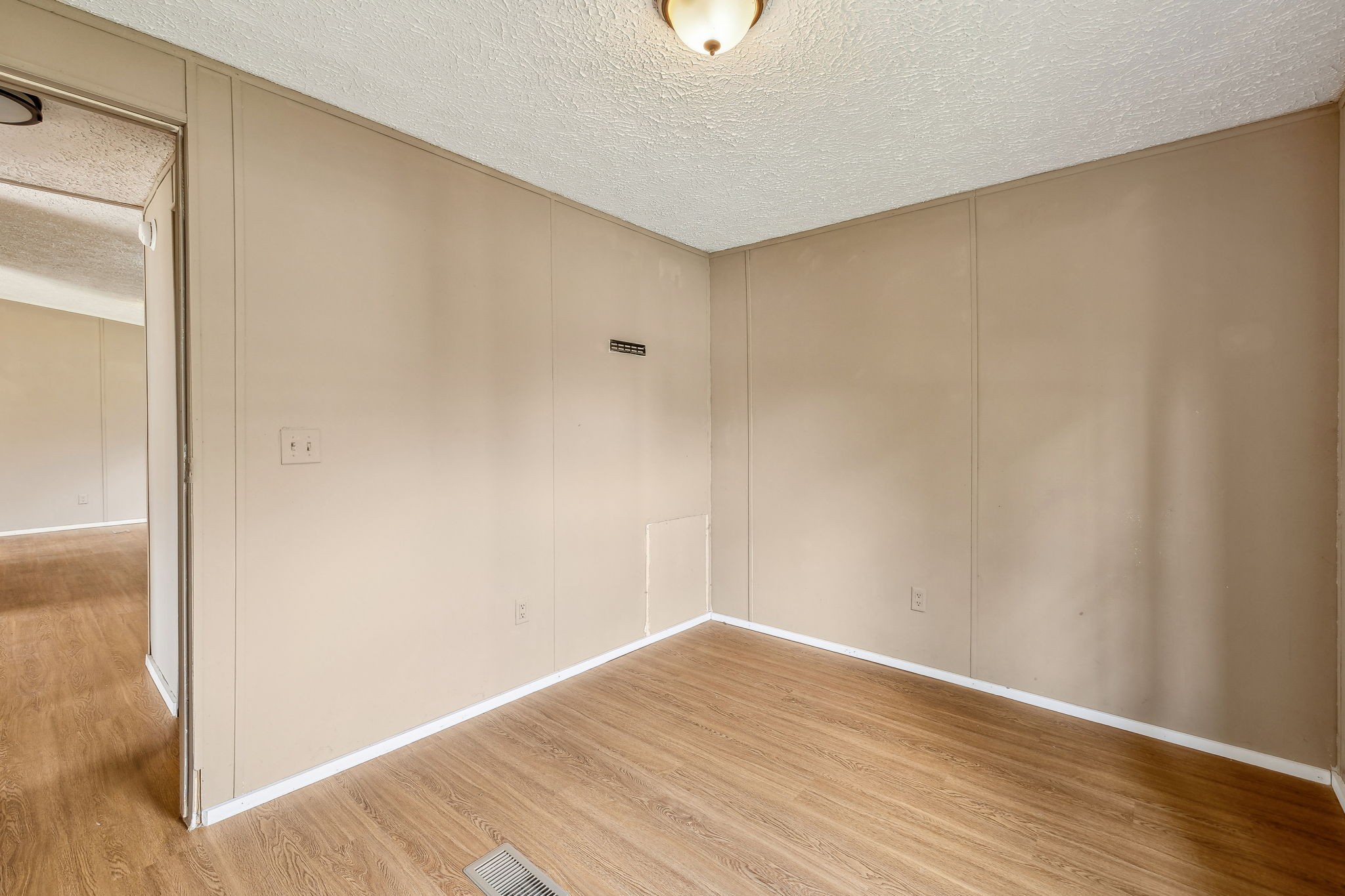 285 Eugene Reed Rd Property Photo 17
