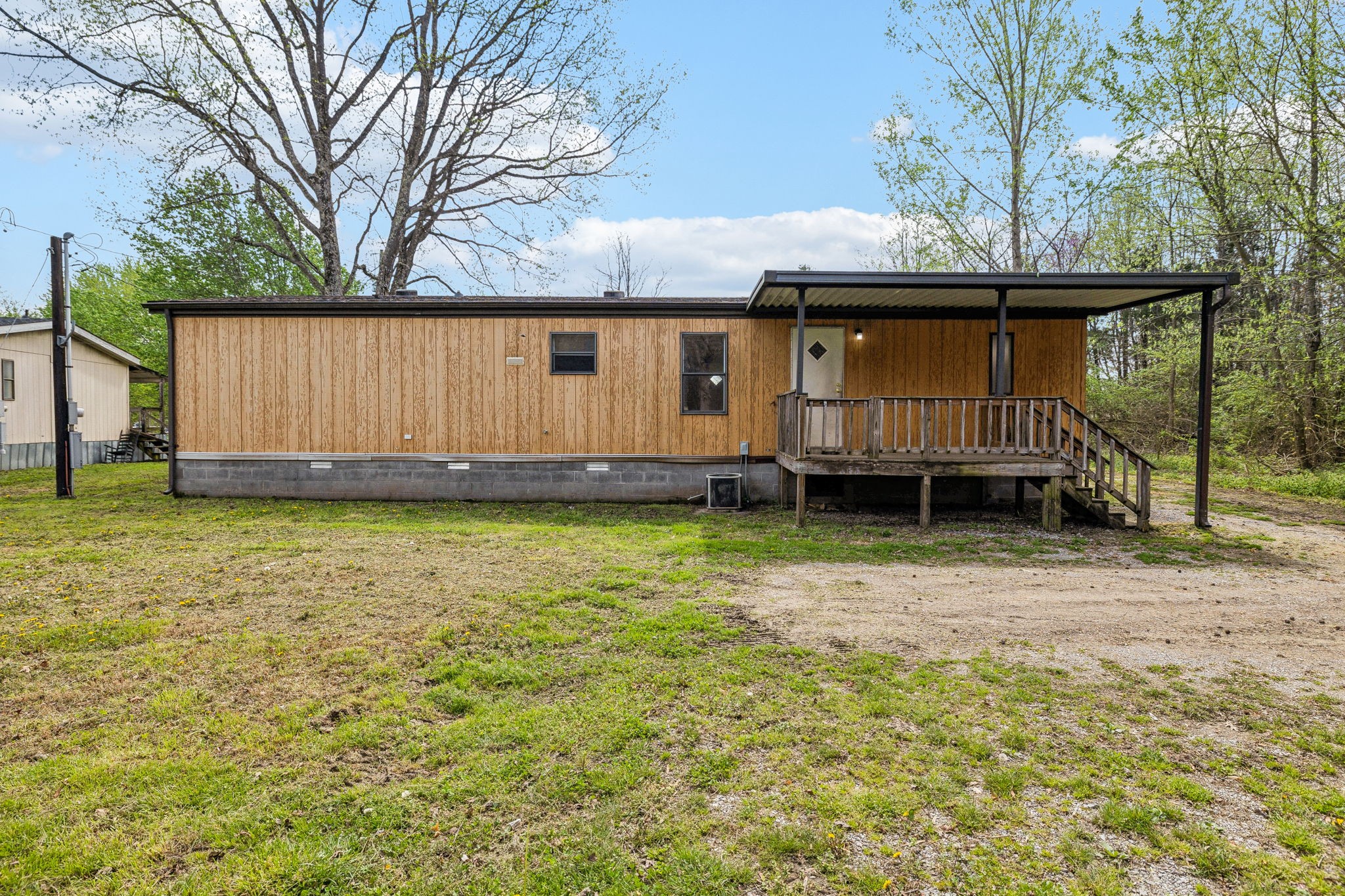 285 Eugene Reed Rd Property Photo 21