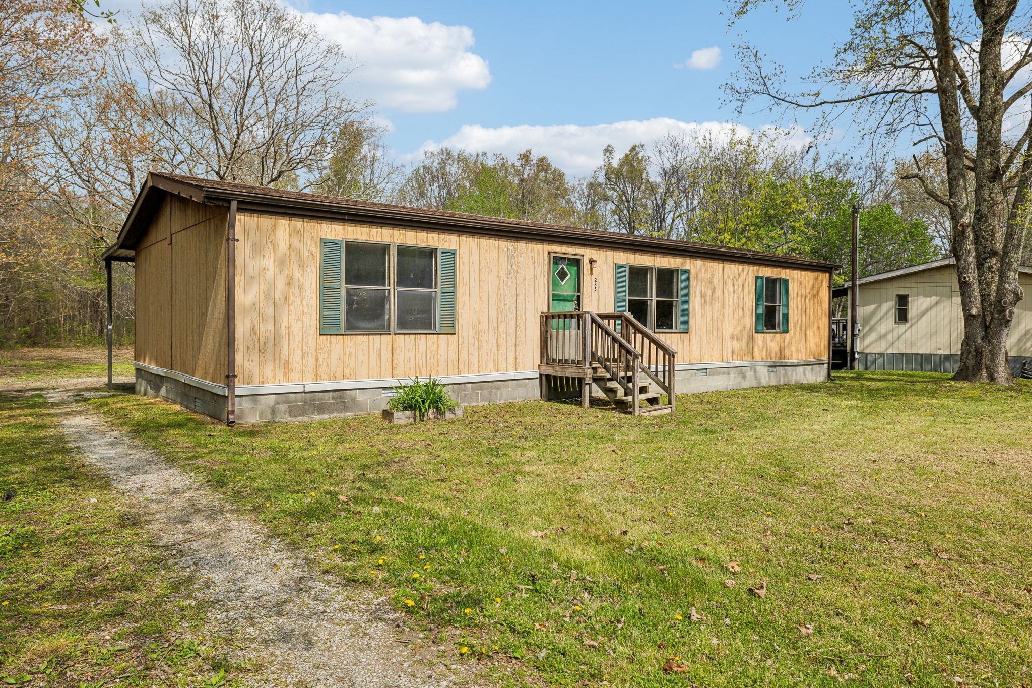 285 Eugene Reed Rd Property Photo 24