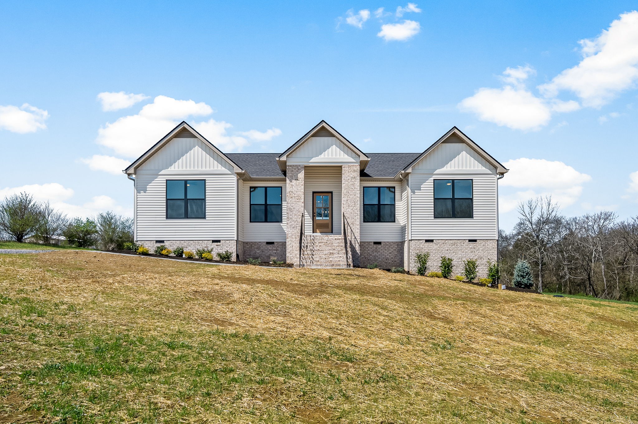 175 Greenfield Ln Property Photo