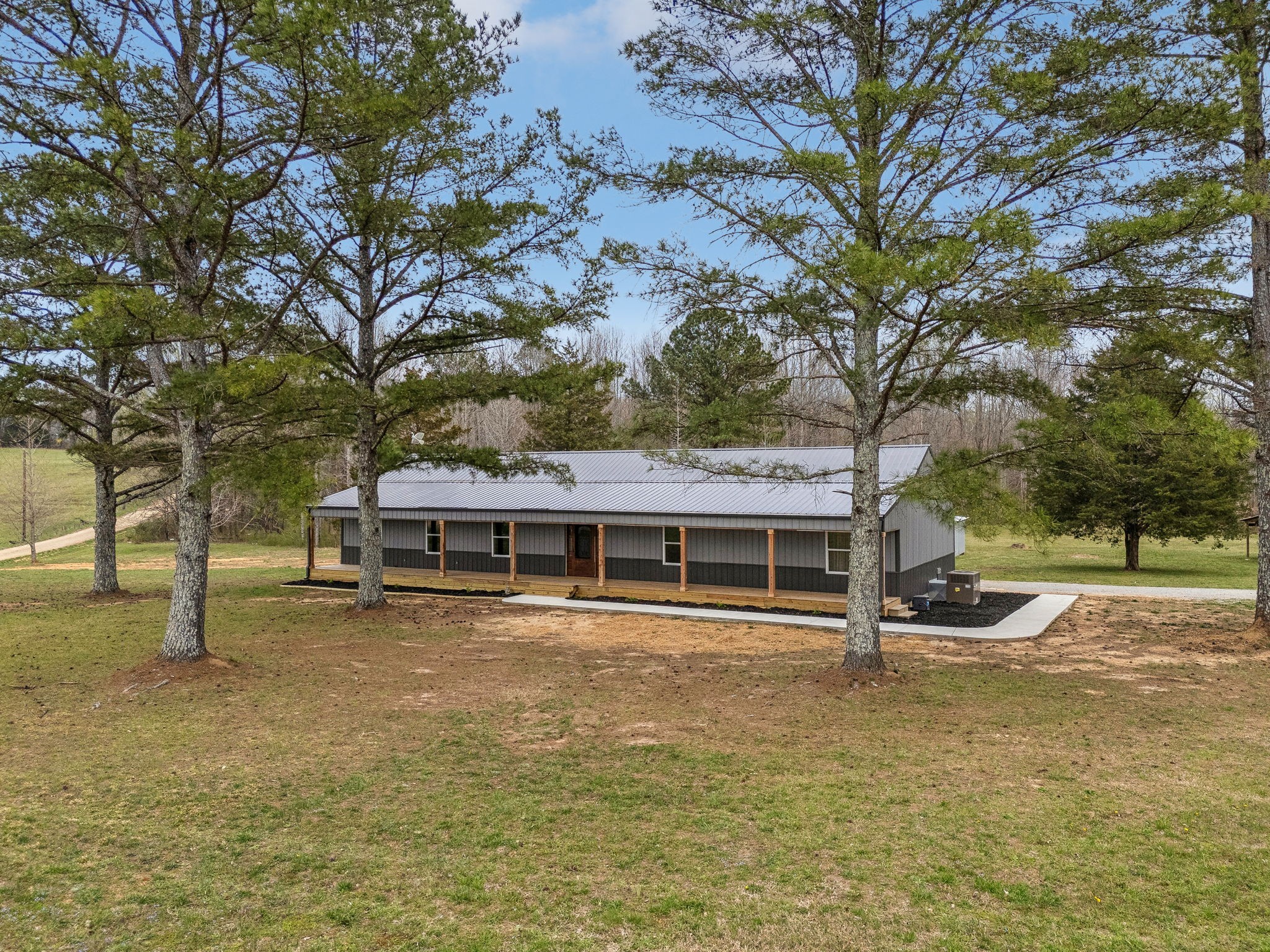158 Barnesville Rd Property Photo