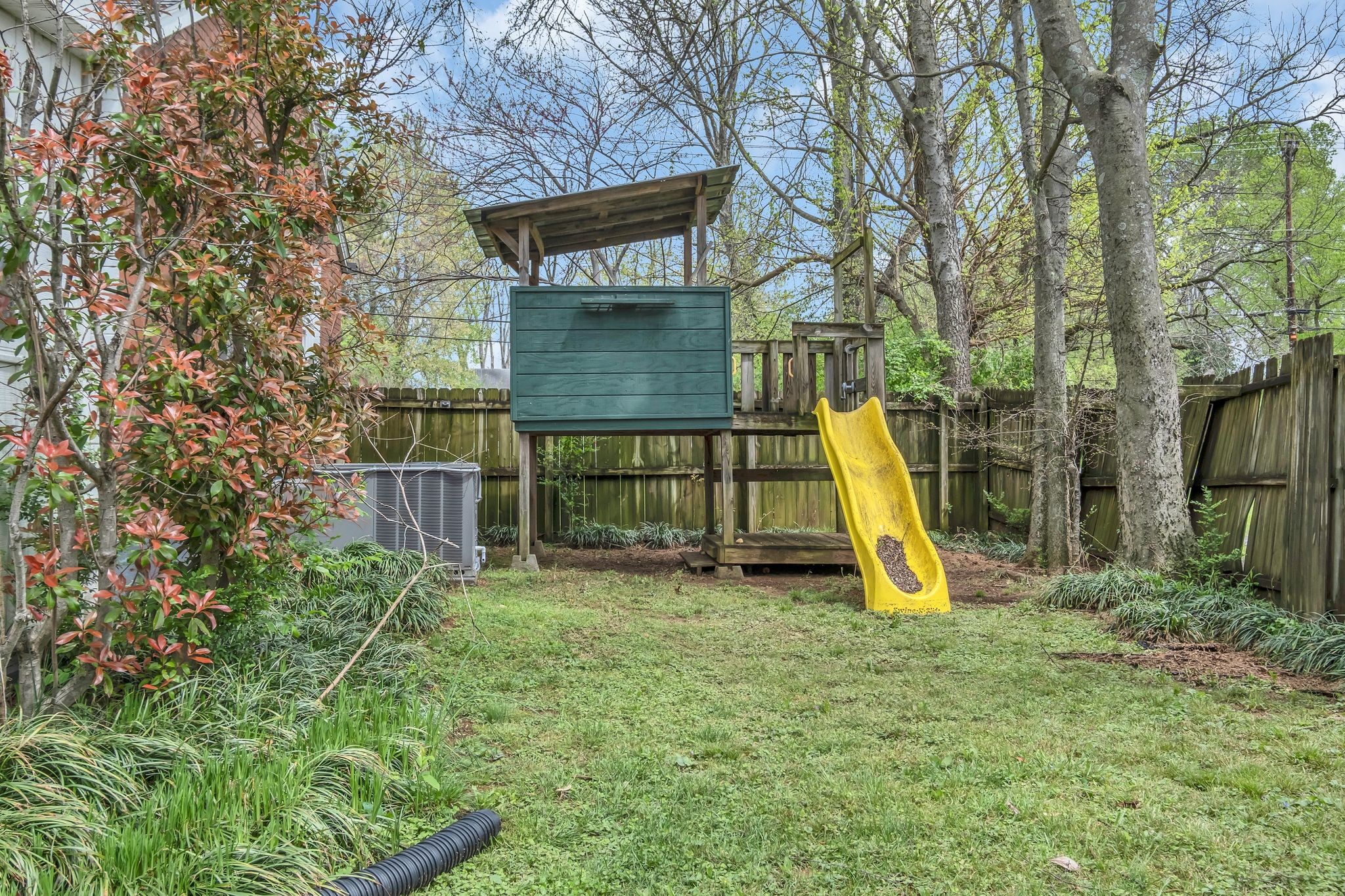 2845 Colonial Cir Property Photo 23