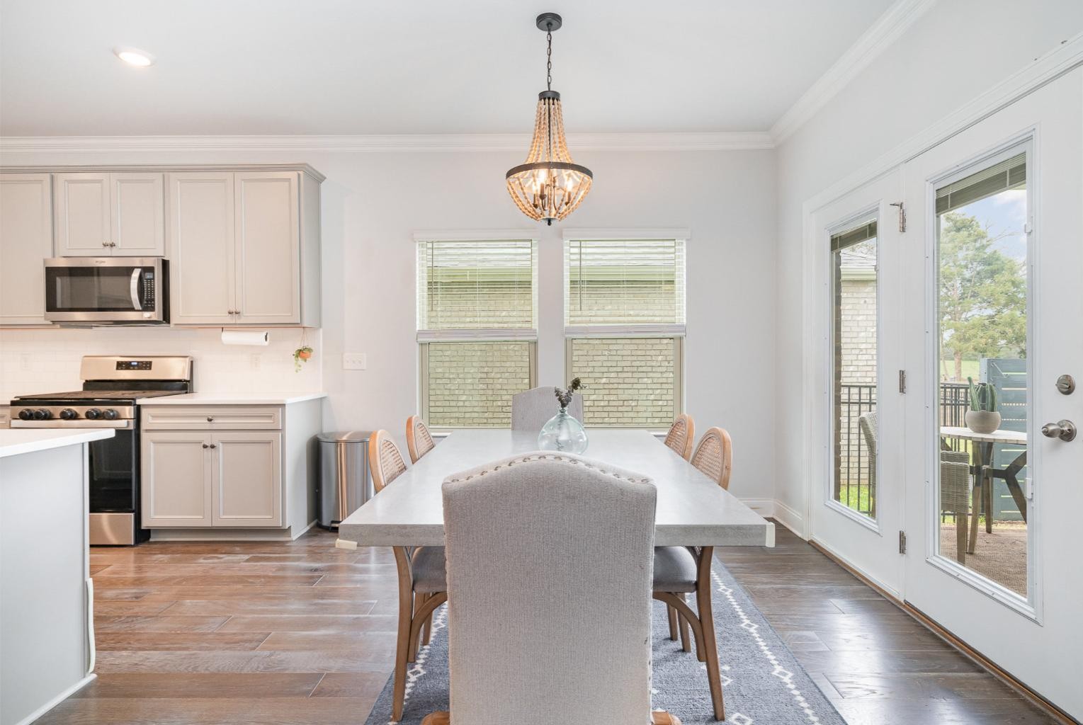 4969 Riverbank Dr Property Photo 11