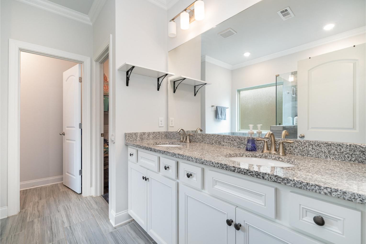 4969 Riverbank Dr Property Photo 14