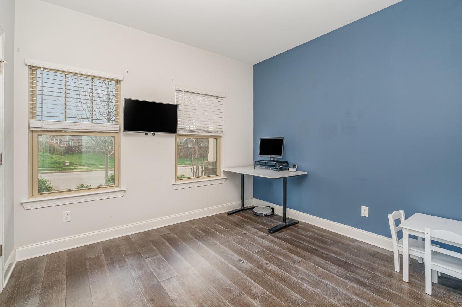 4969 Riverbank Dr Property Photo 17