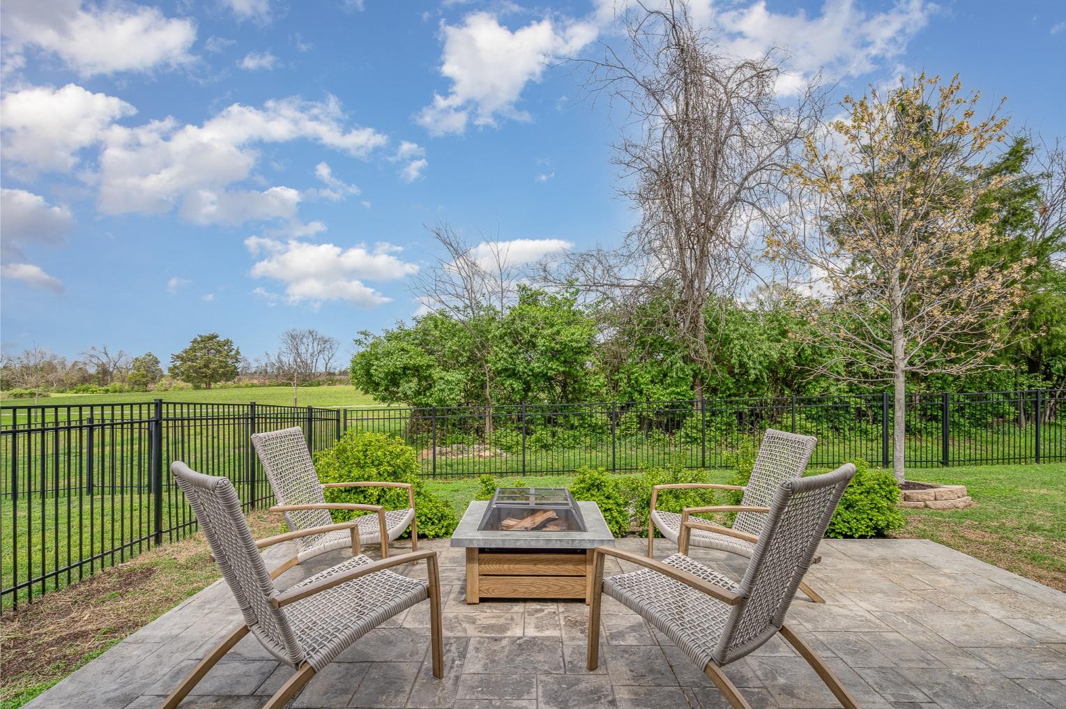 4969 Riverbank Dr Property Photo 28