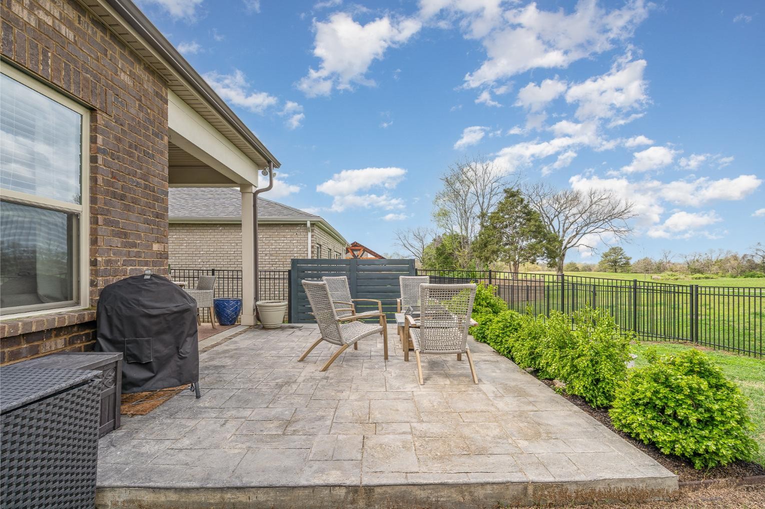 4969 Riverbank Dr Property Photo 29