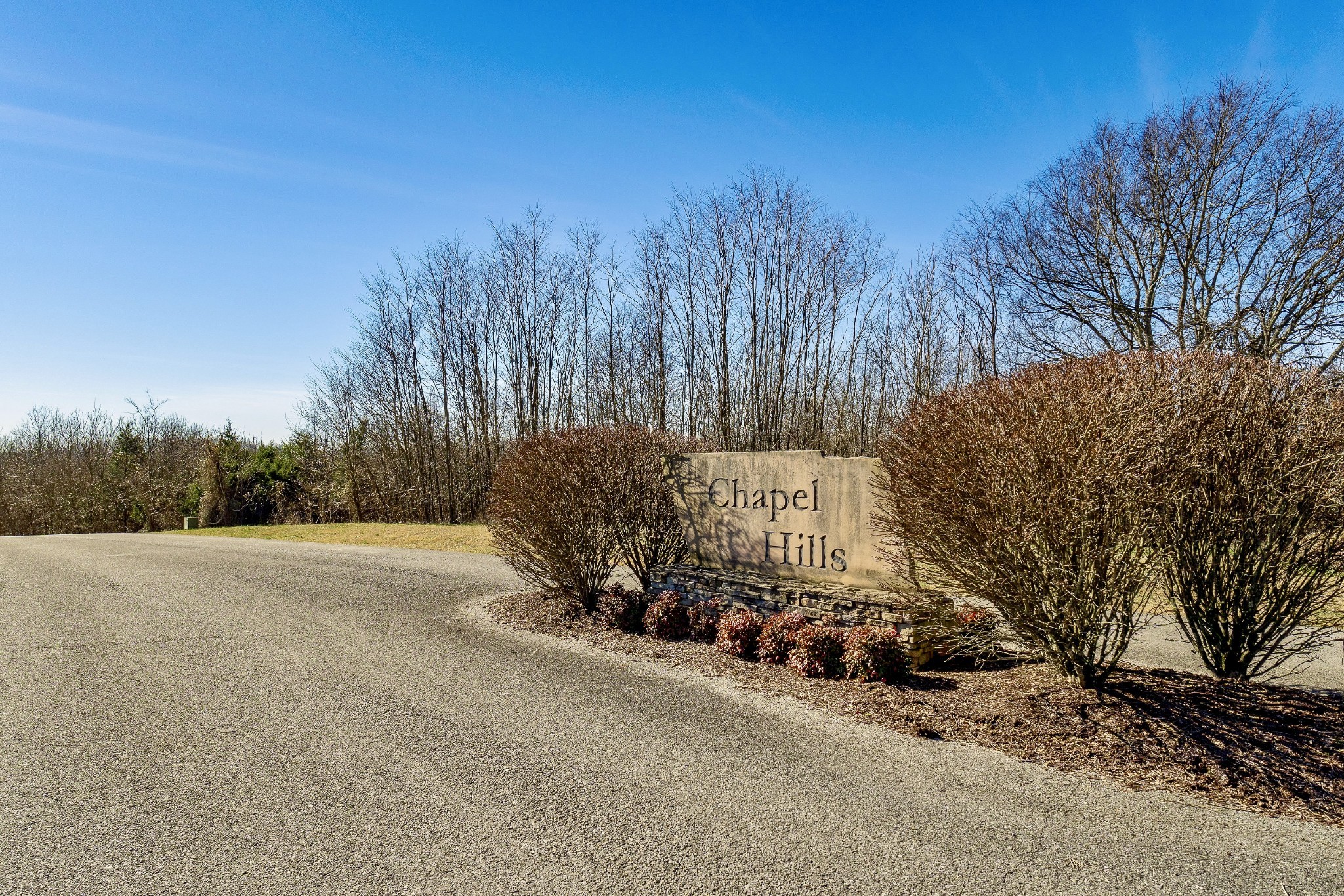83 Waterwalk Court Property Photo 4