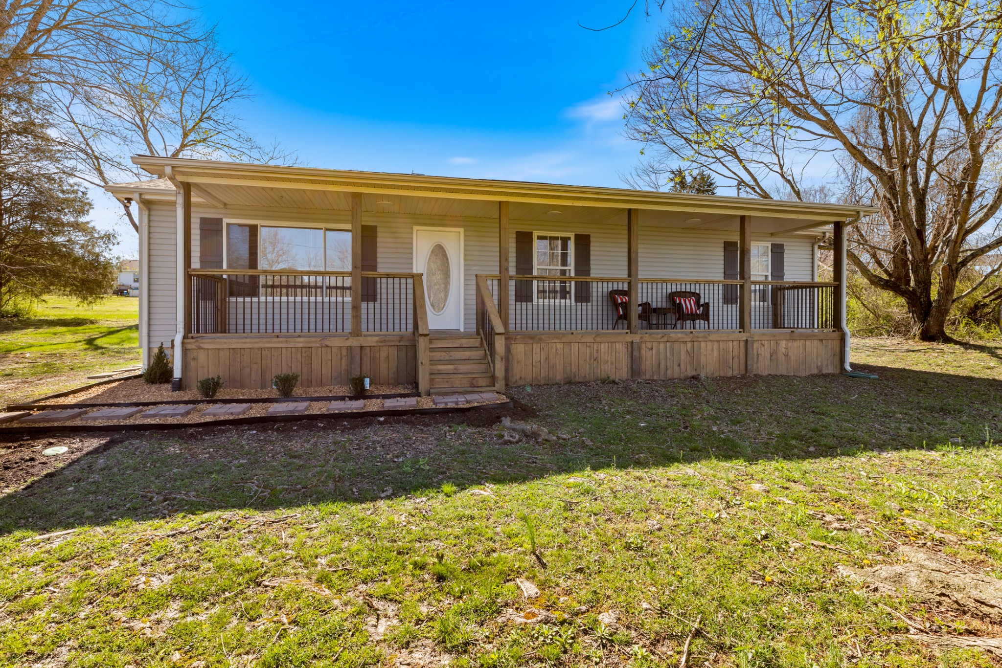 108 Aaron Dr Property Photo