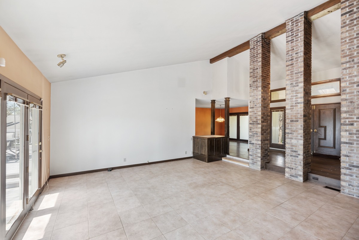 1012 Berwick Trl Property Photo 5