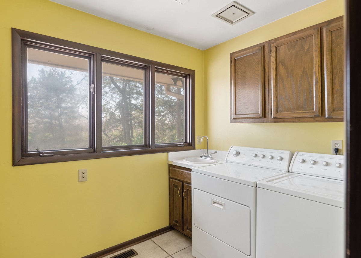 1012 Berwick Trl Property Photo 10
