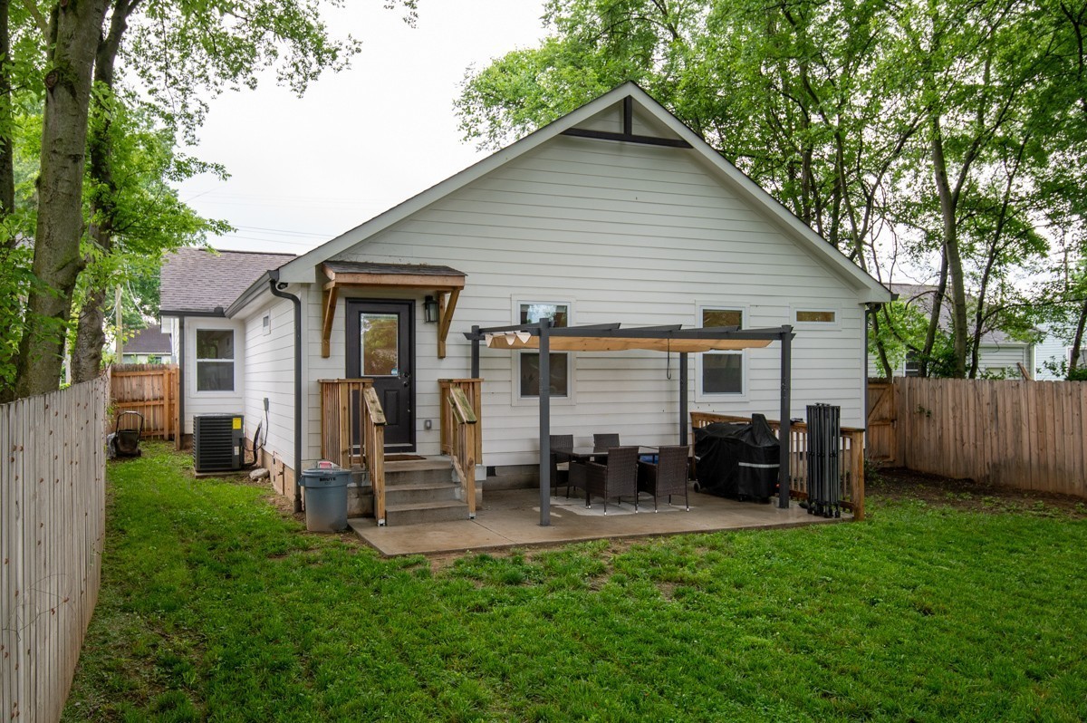 2706 Buchanan St Property Photo 34