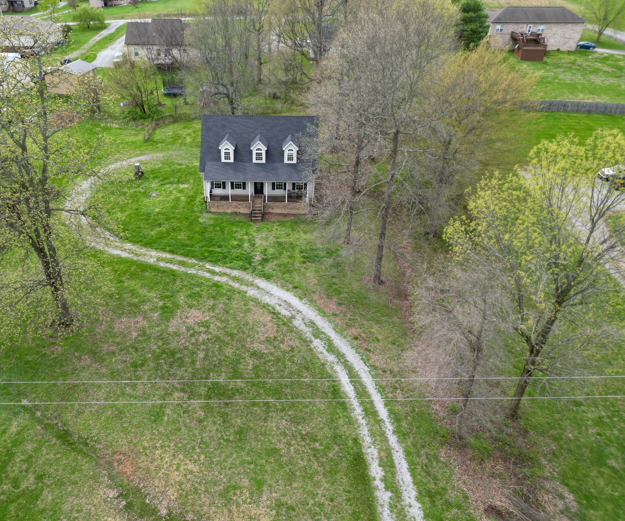 223 Lauren Ln Property Photo