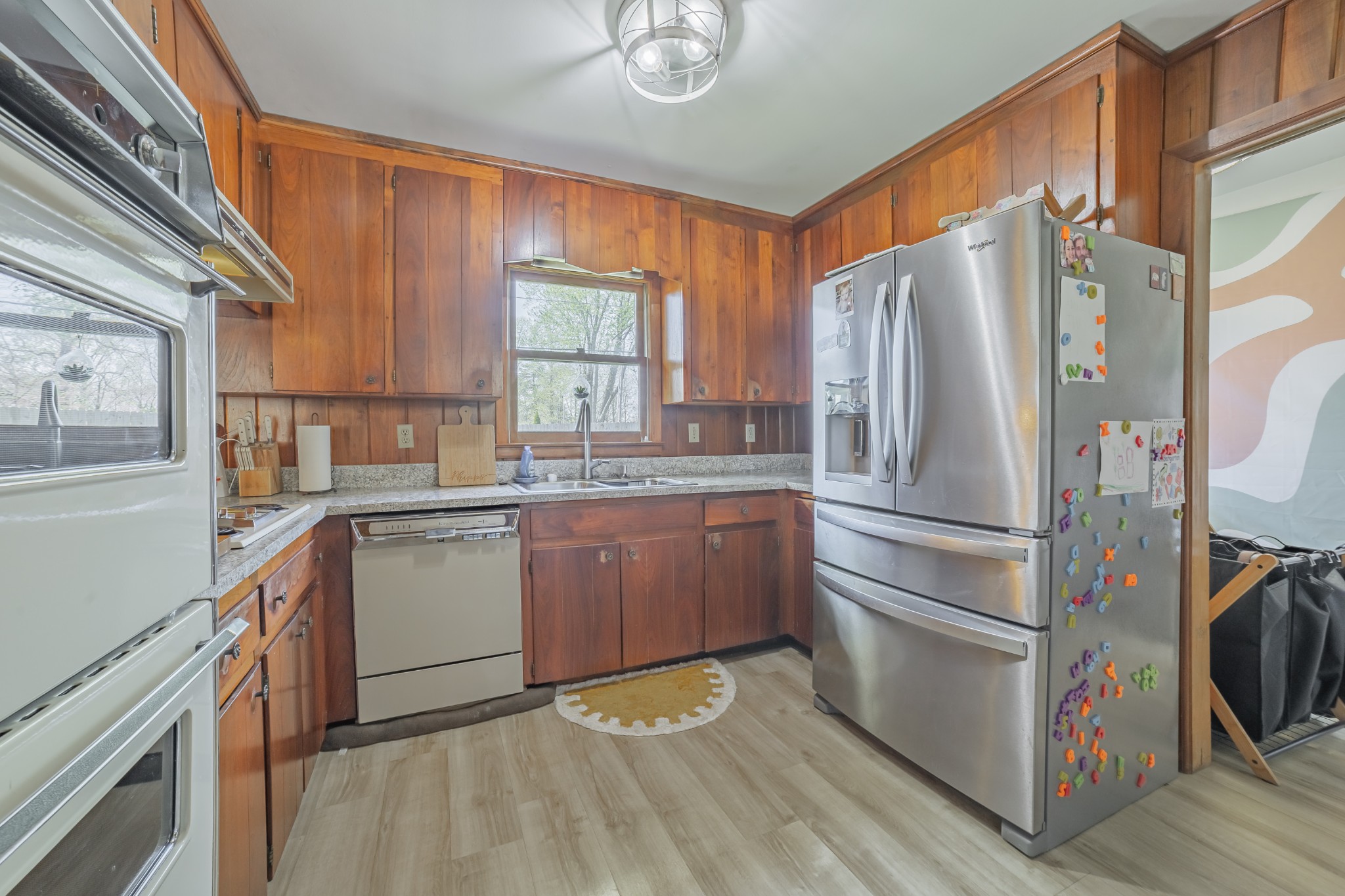 15 N Trussell Rd Property Photo 11