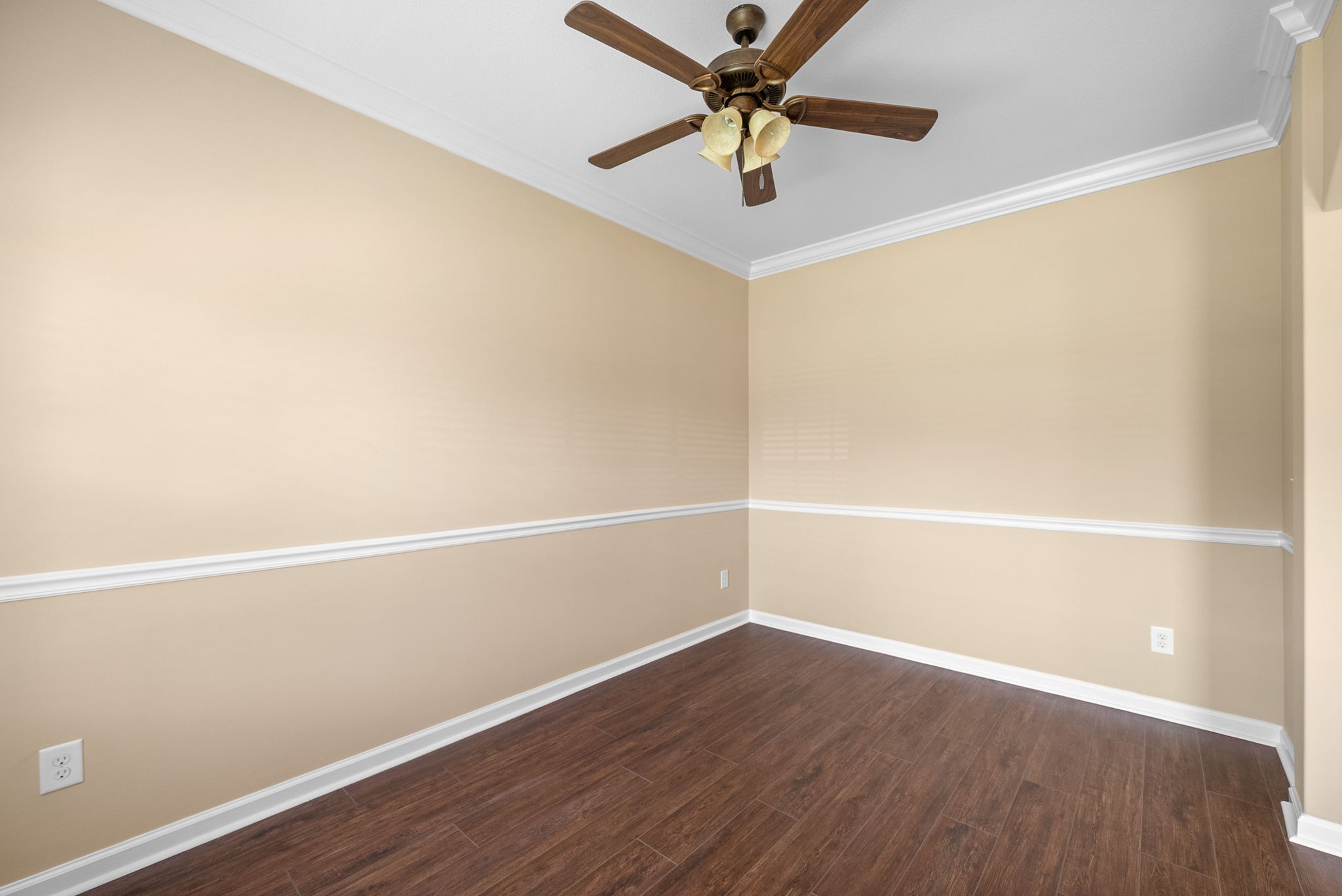 1313 Allmon Dr Property Photo 16