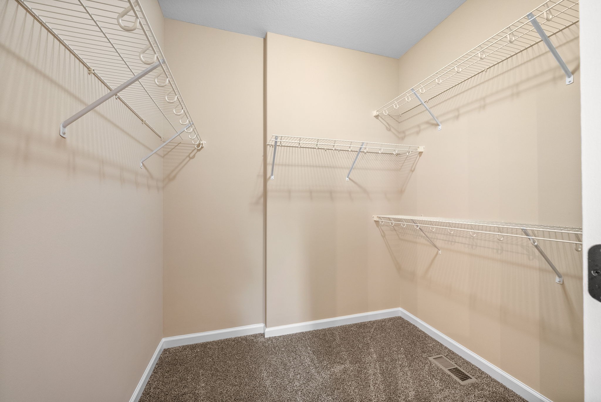 1313 Allmon Dr Property Photo 29
