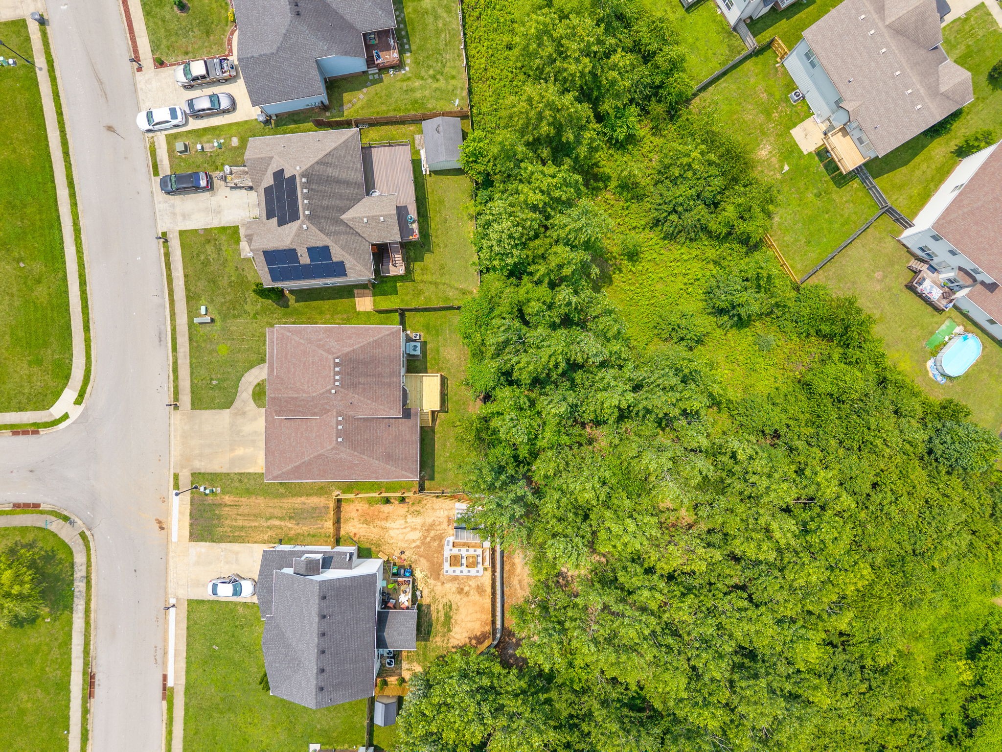 1313 Allmon Dr Property Photo 48
