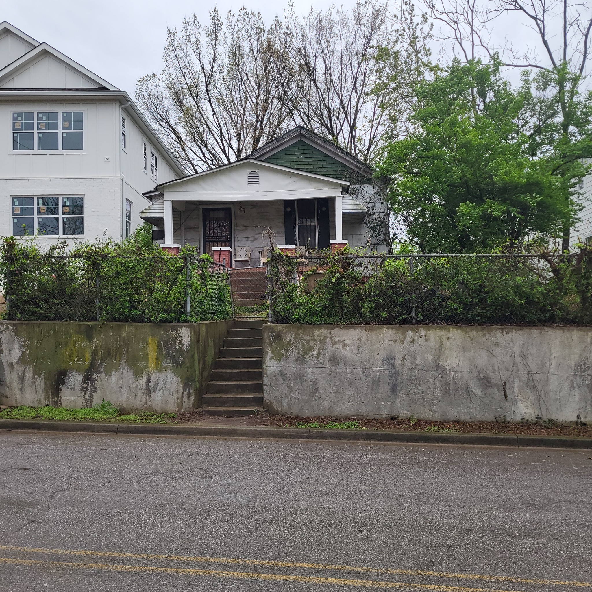 85 Factory St Property Photo 3