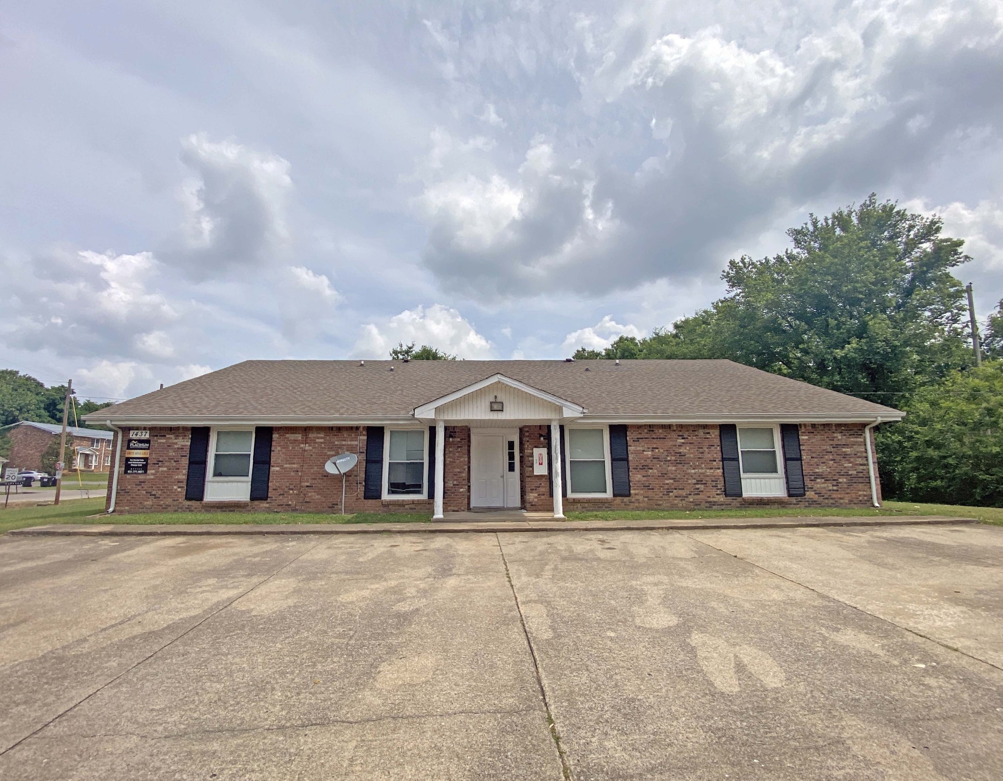 1437 Mccan Drive #a Property Photo
