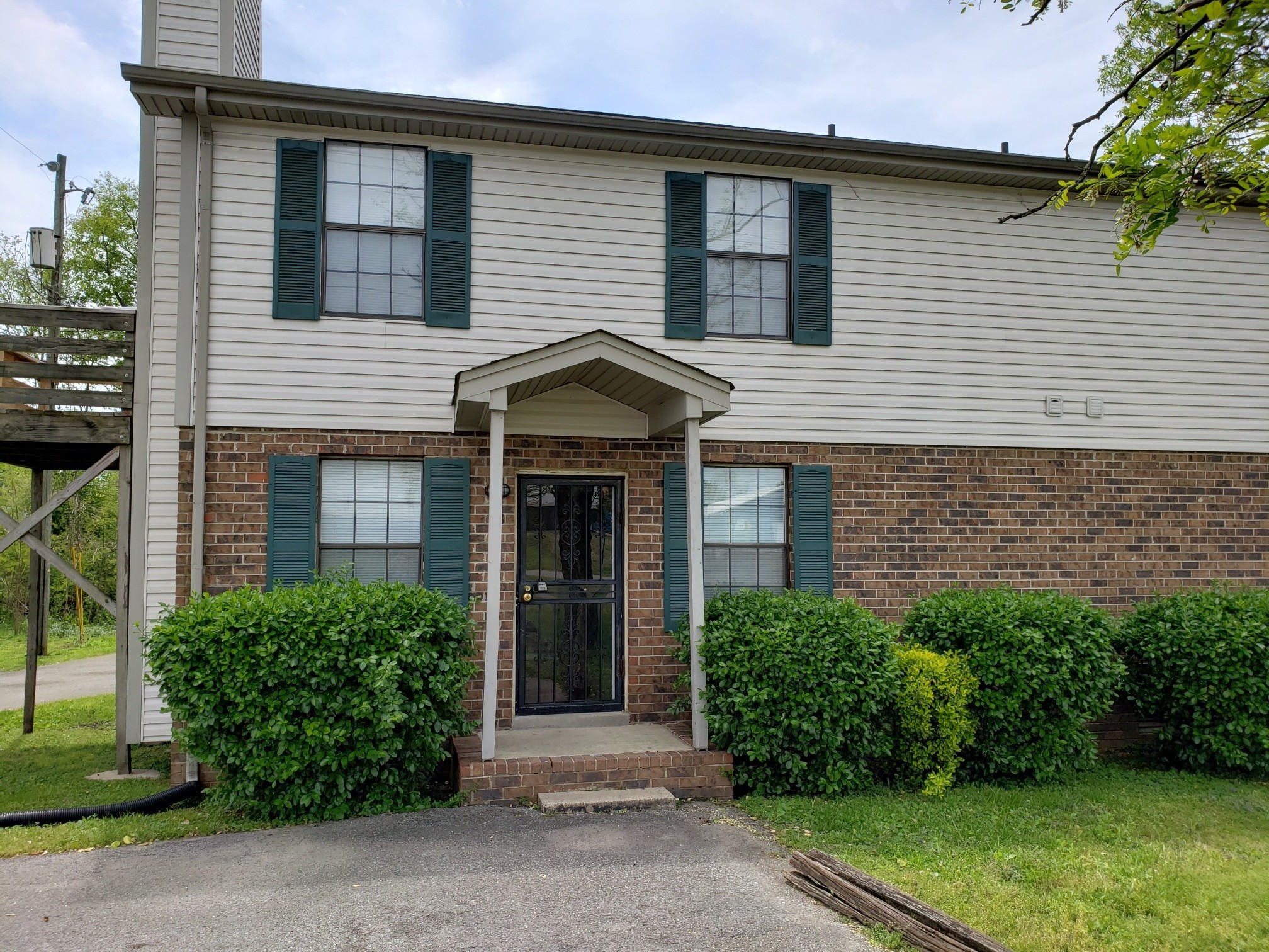 1101d Westchester Drive Property Photo